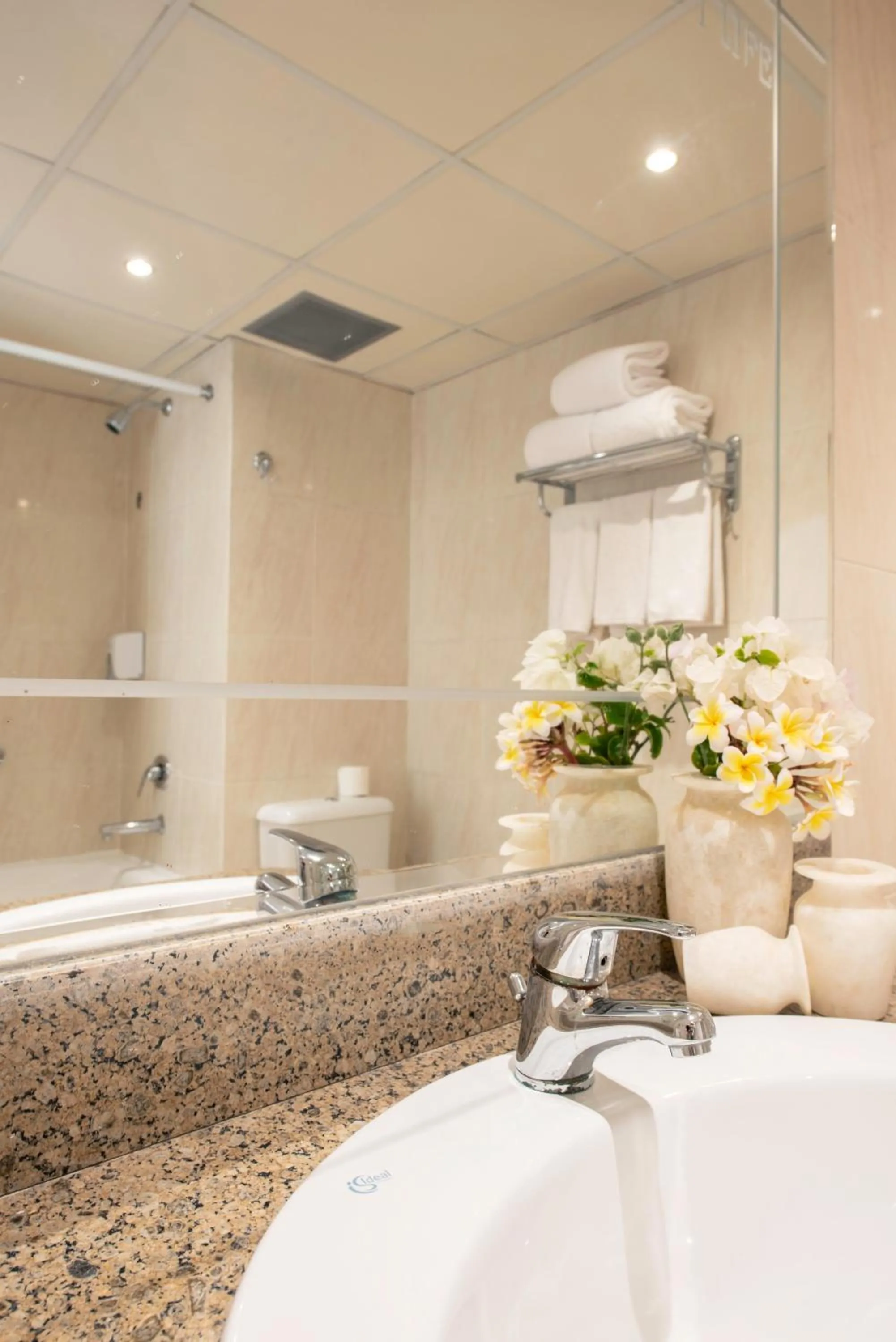 Bathroom in Three Corners Happy Life Beach Resort