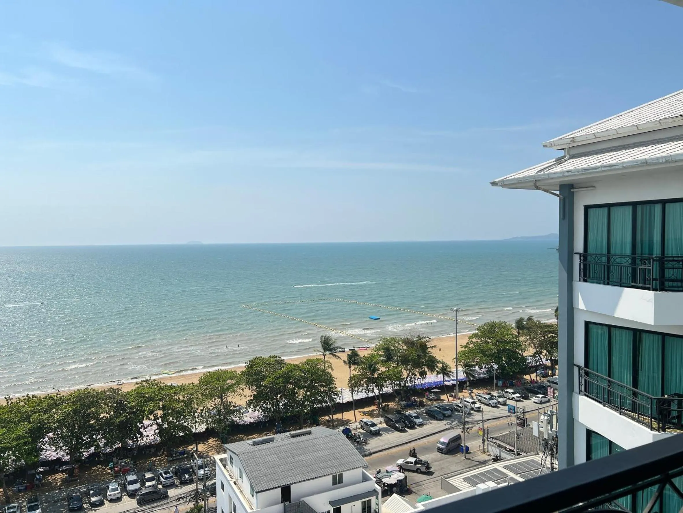 Bay Beach Resort Jomtien