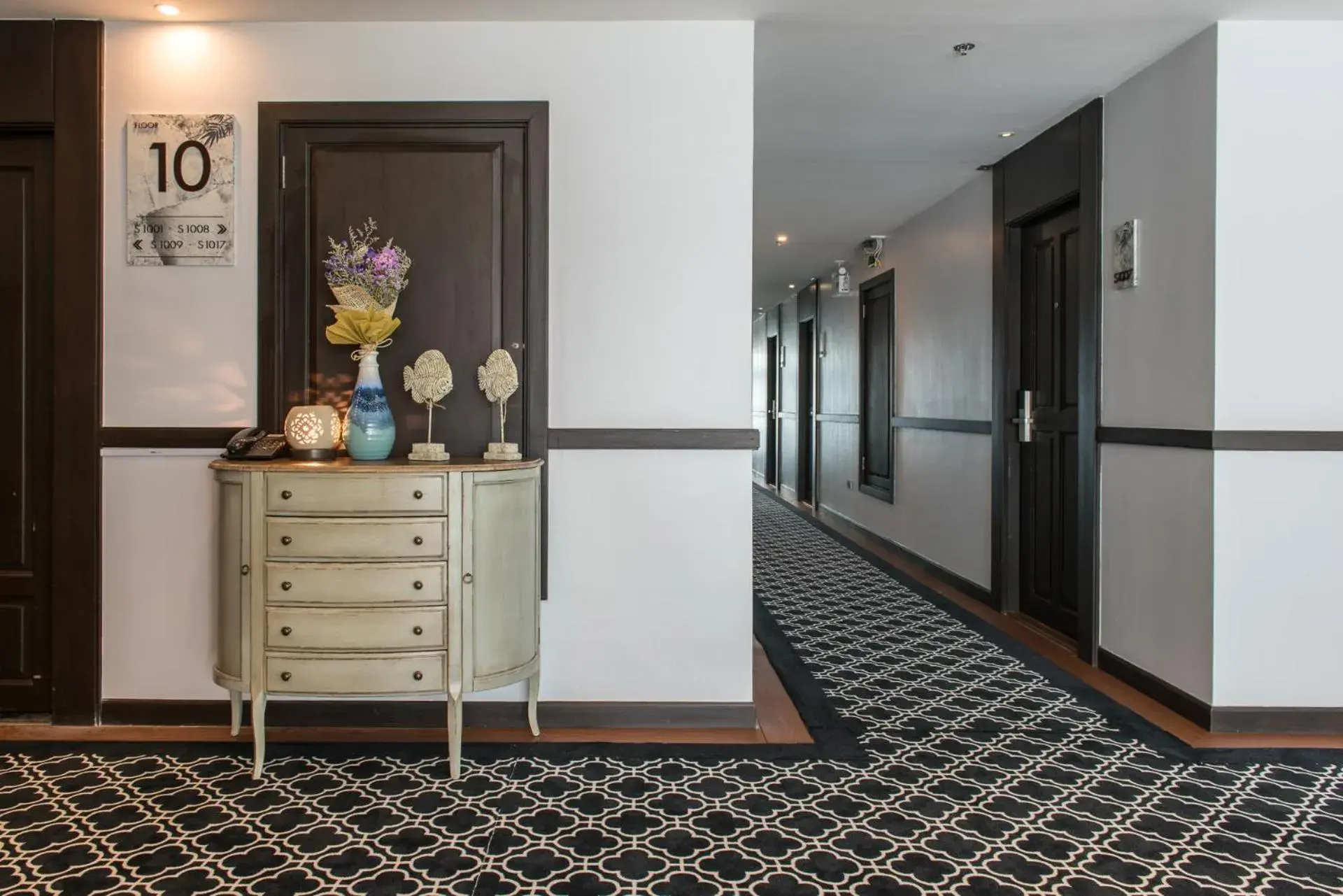 Facade/entrance in Bay Beach Resort Jomtien Facade/entrance in Bay Beach Resort Jomtien