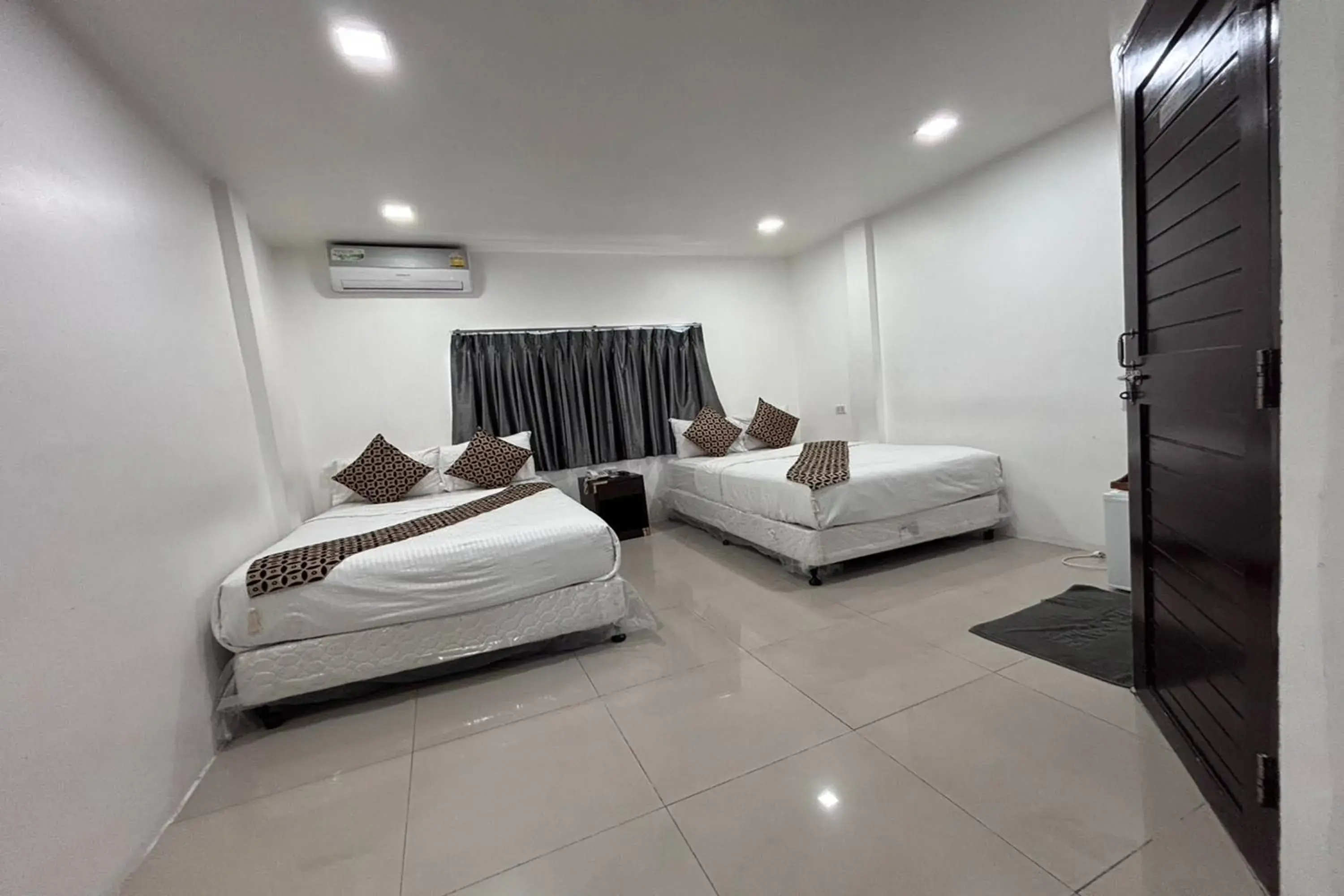 Bed in Papa Ji Hotel and Restaurant Bed in Papa Ji Hotel and Restaurant