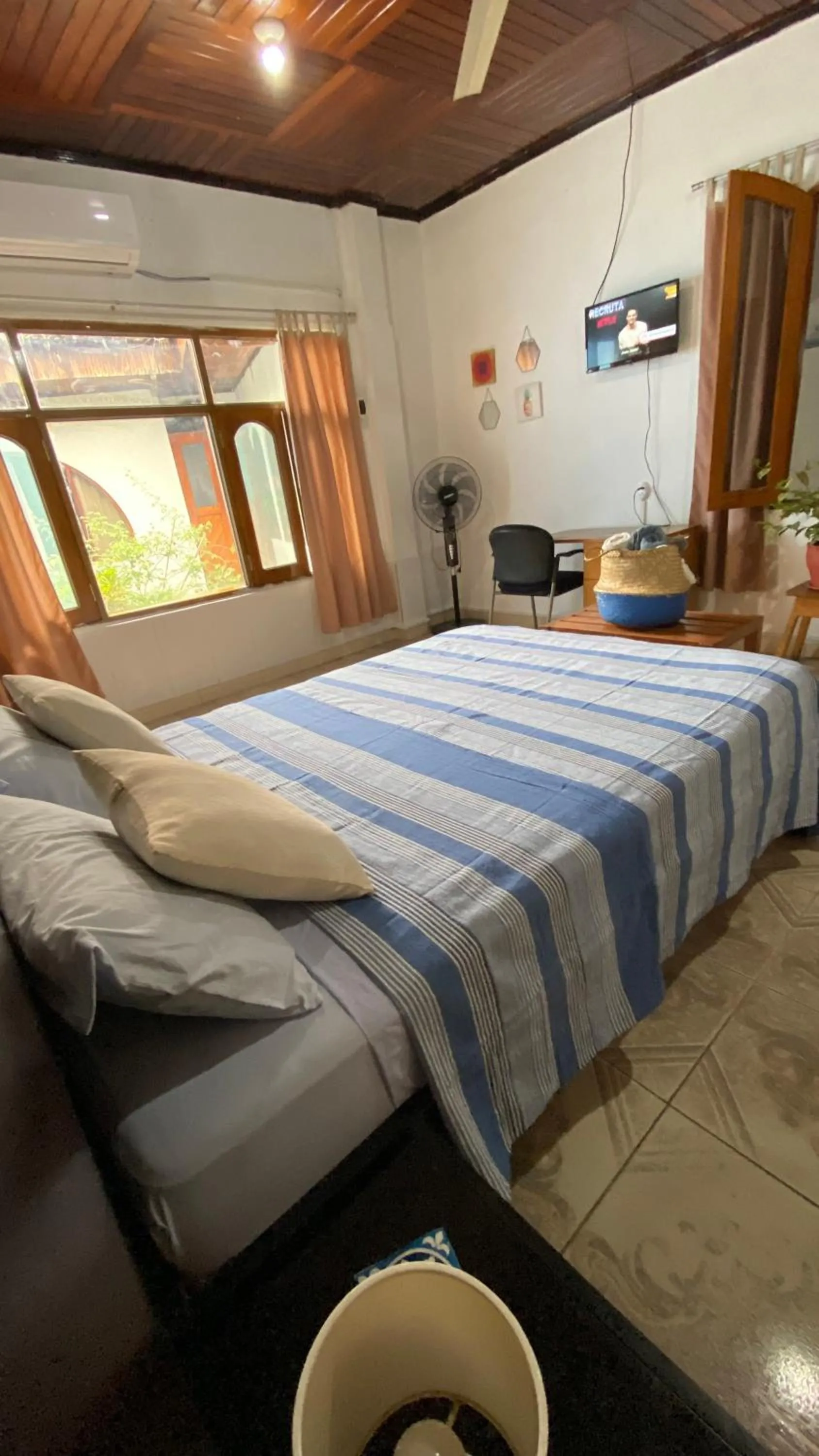 Photo of the whole room, Bed in Poseidon Guest House