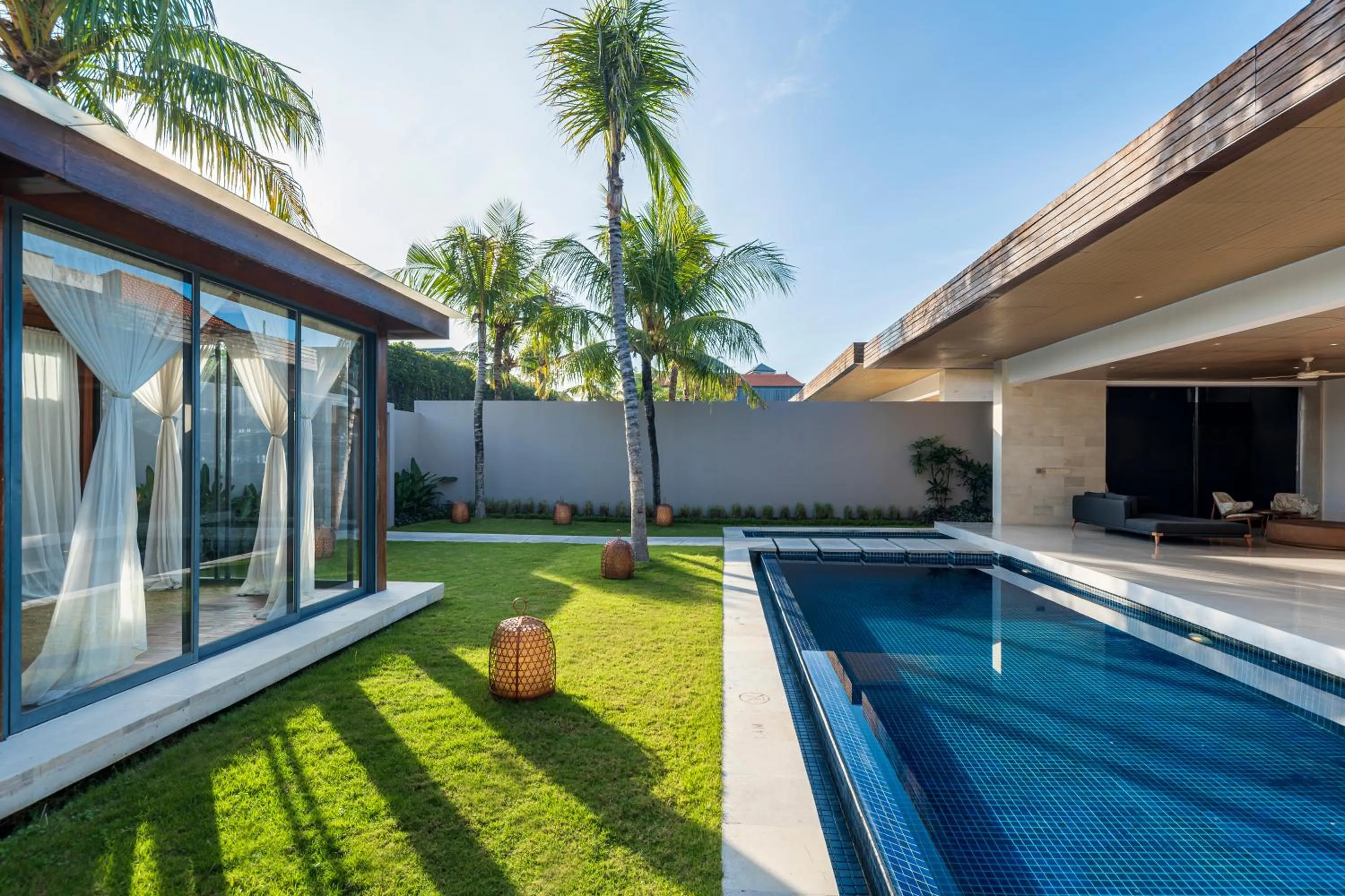 Swimming pool in One Eleven