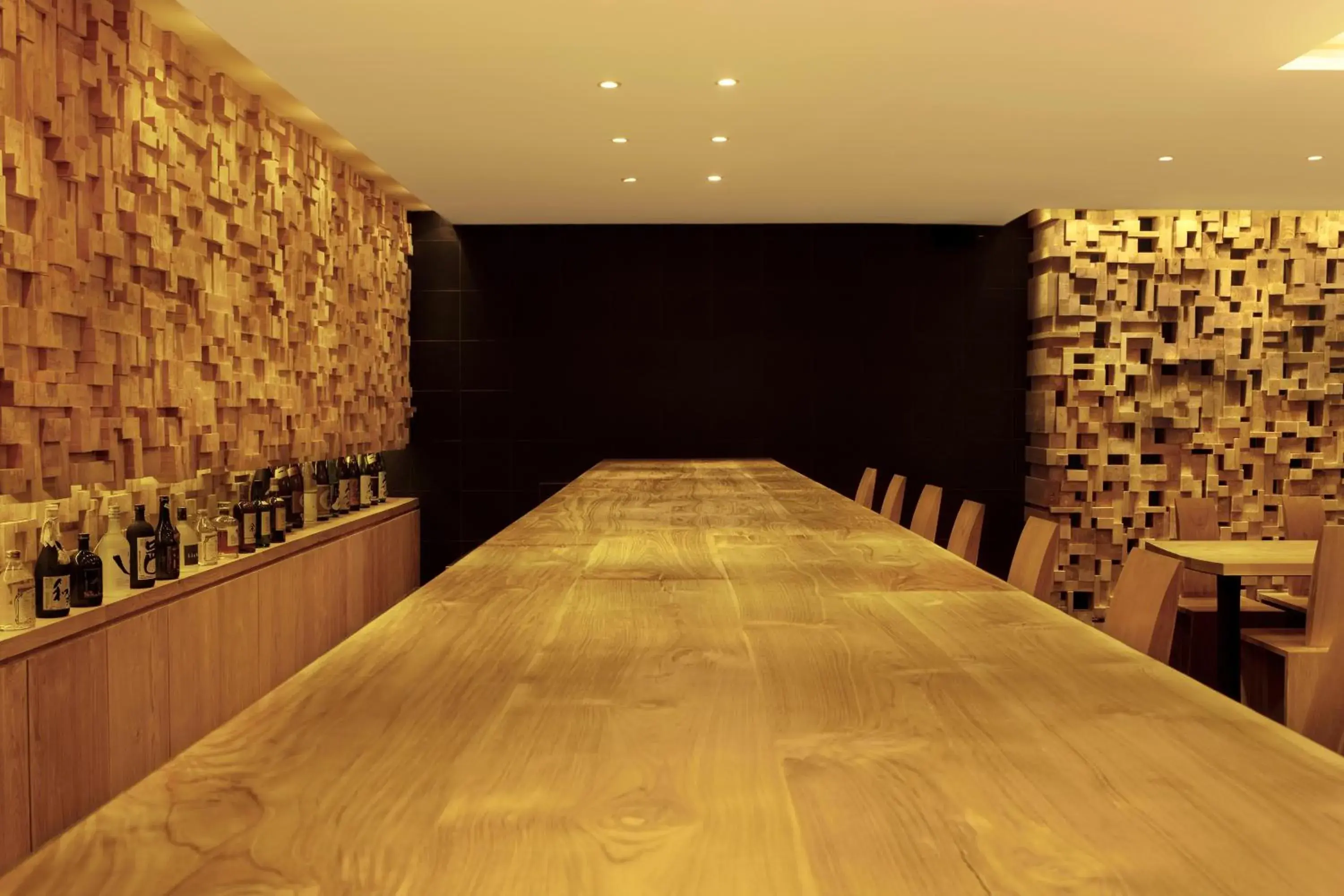 Restaurant/places to eat in One Eleven Restaurant/places to eat in One Eleven