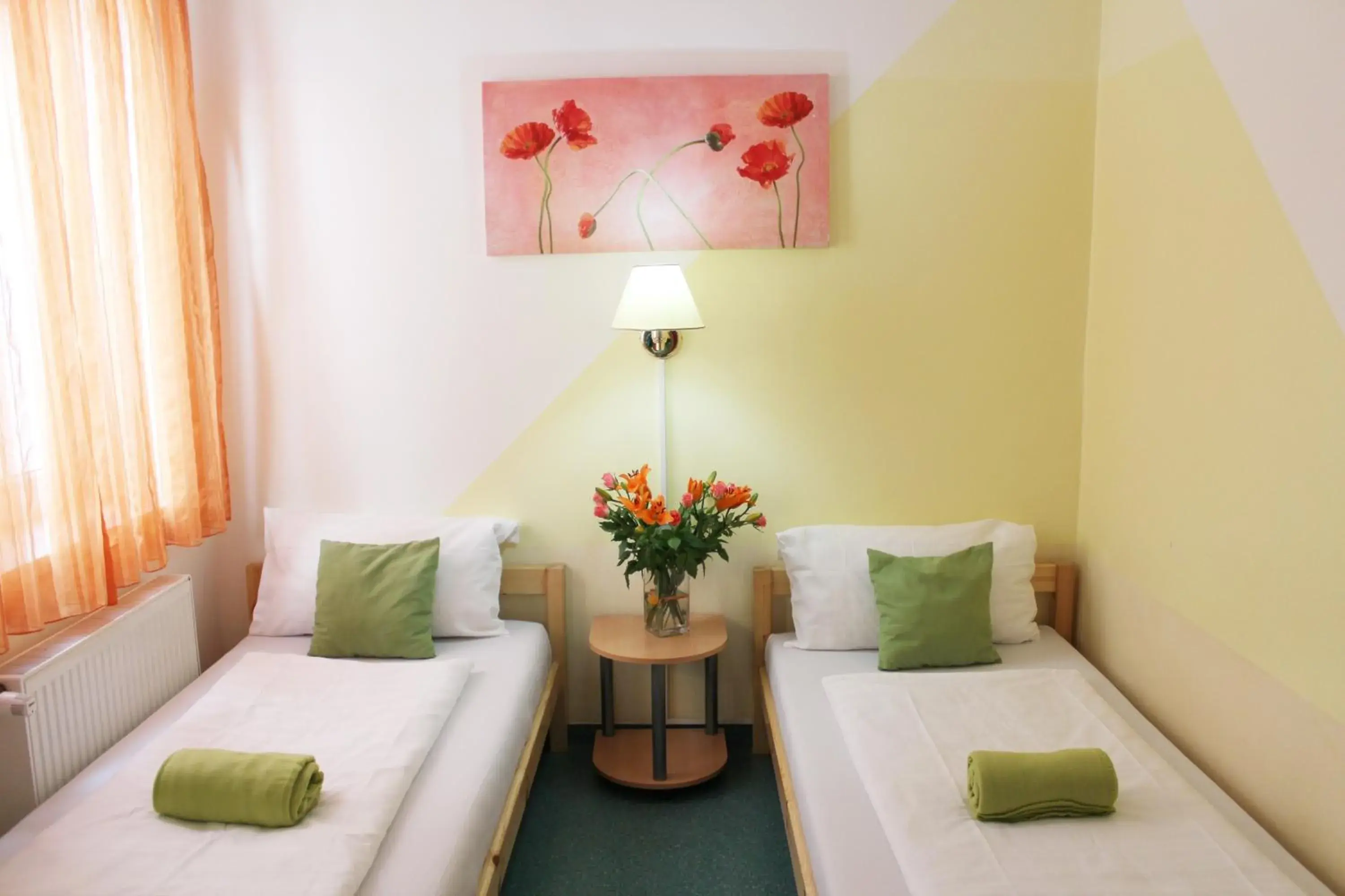 Double Room with Private Bathroom - single occupancy in Westend City Hostel Double Room with Private Bathroom - single occupancy in Westend City Hostel