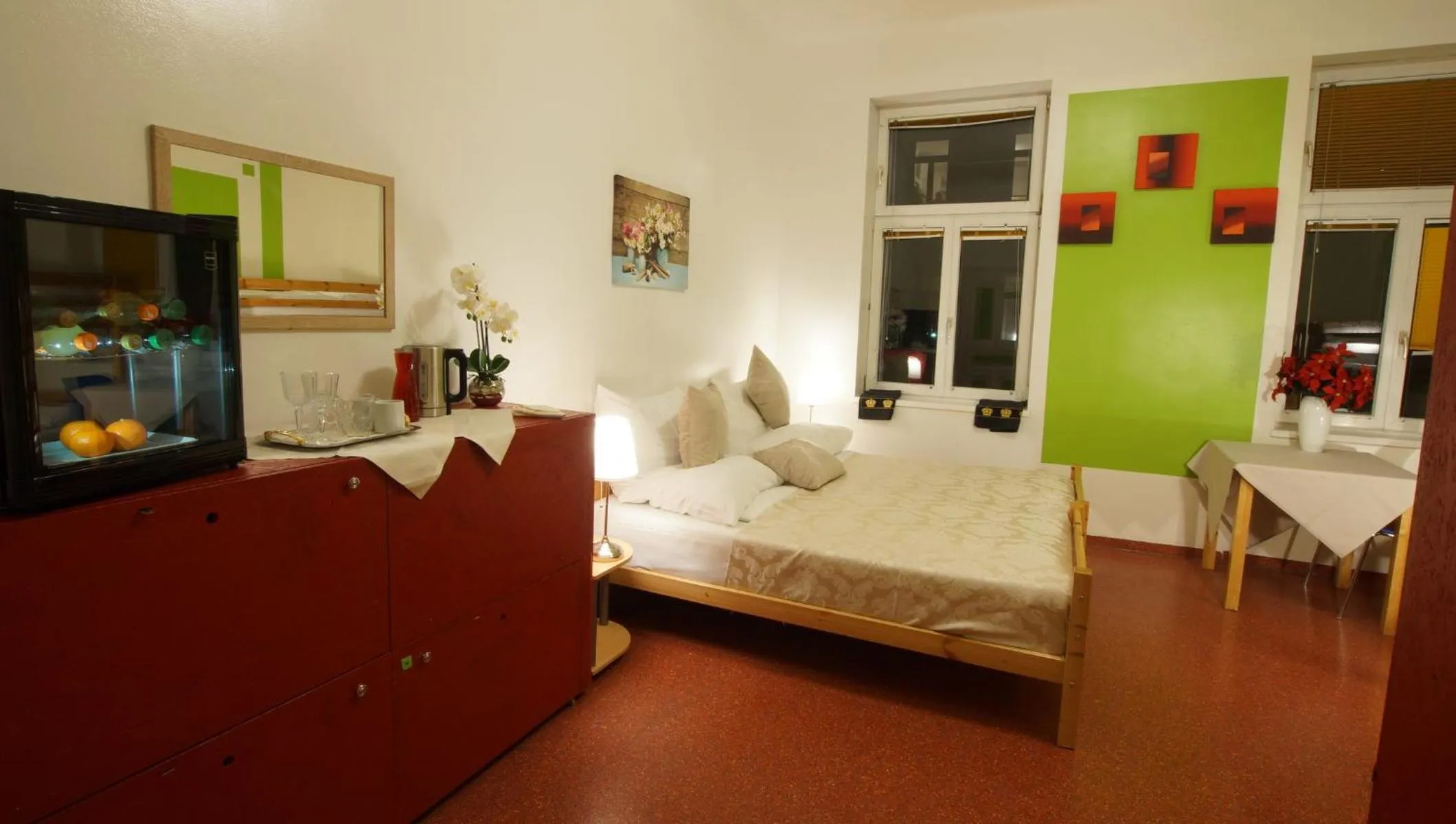 Photo of the whole room, Bed in Westend City Hostel