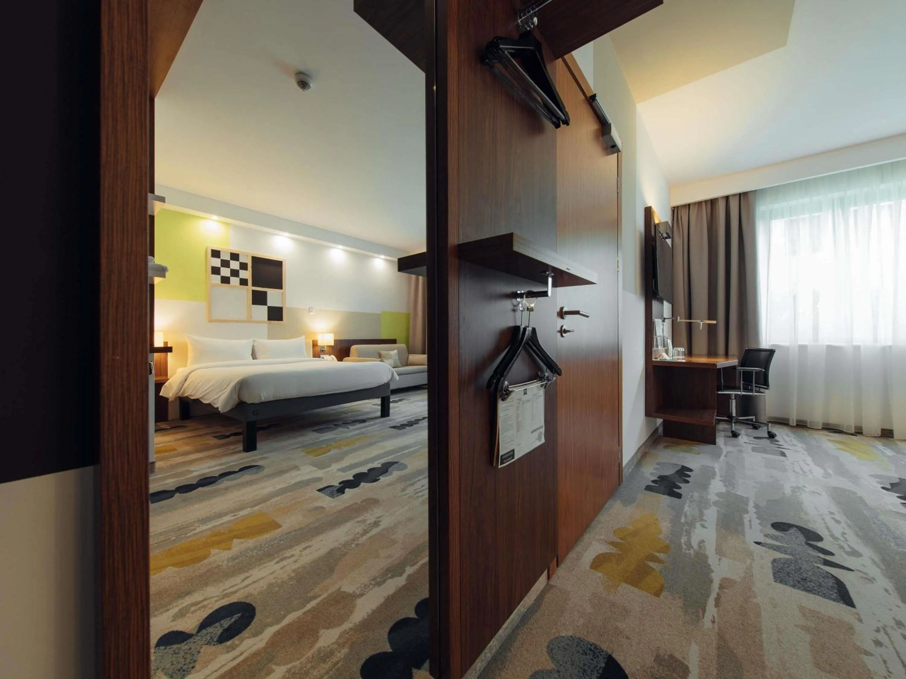 Bedroom, Bed in ibis Styles Warszawa Airport