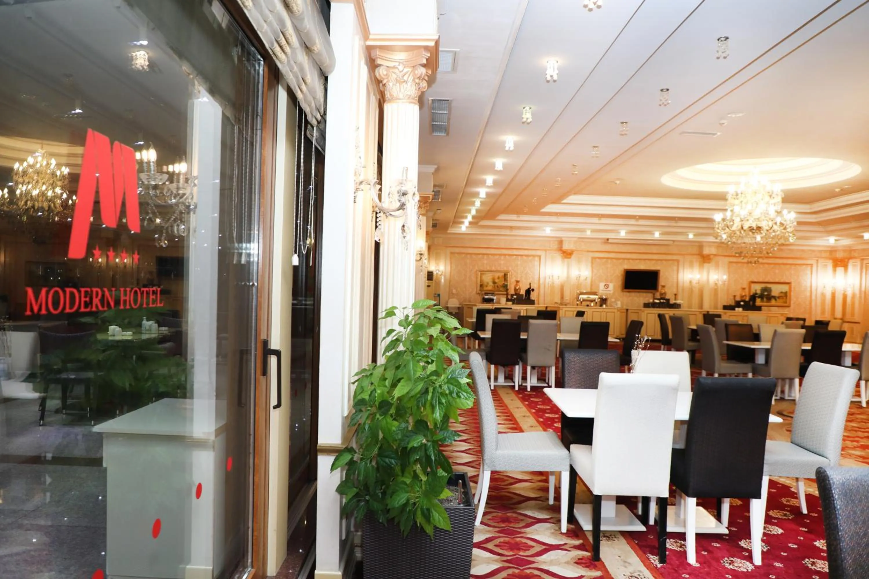 Banquet/Function facilities in Modern Hotel Baku