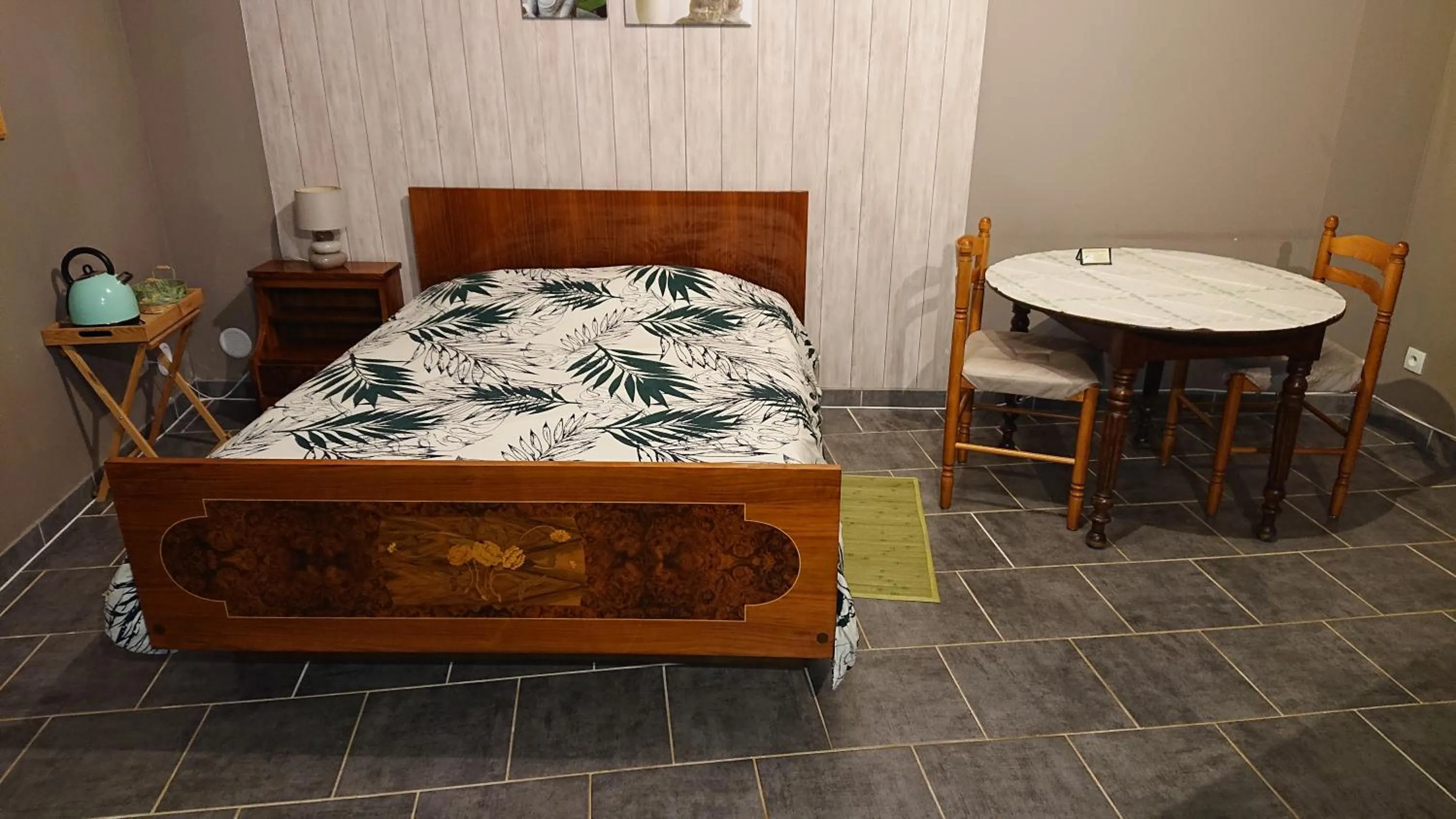 Bed in Les Chambres du Relais