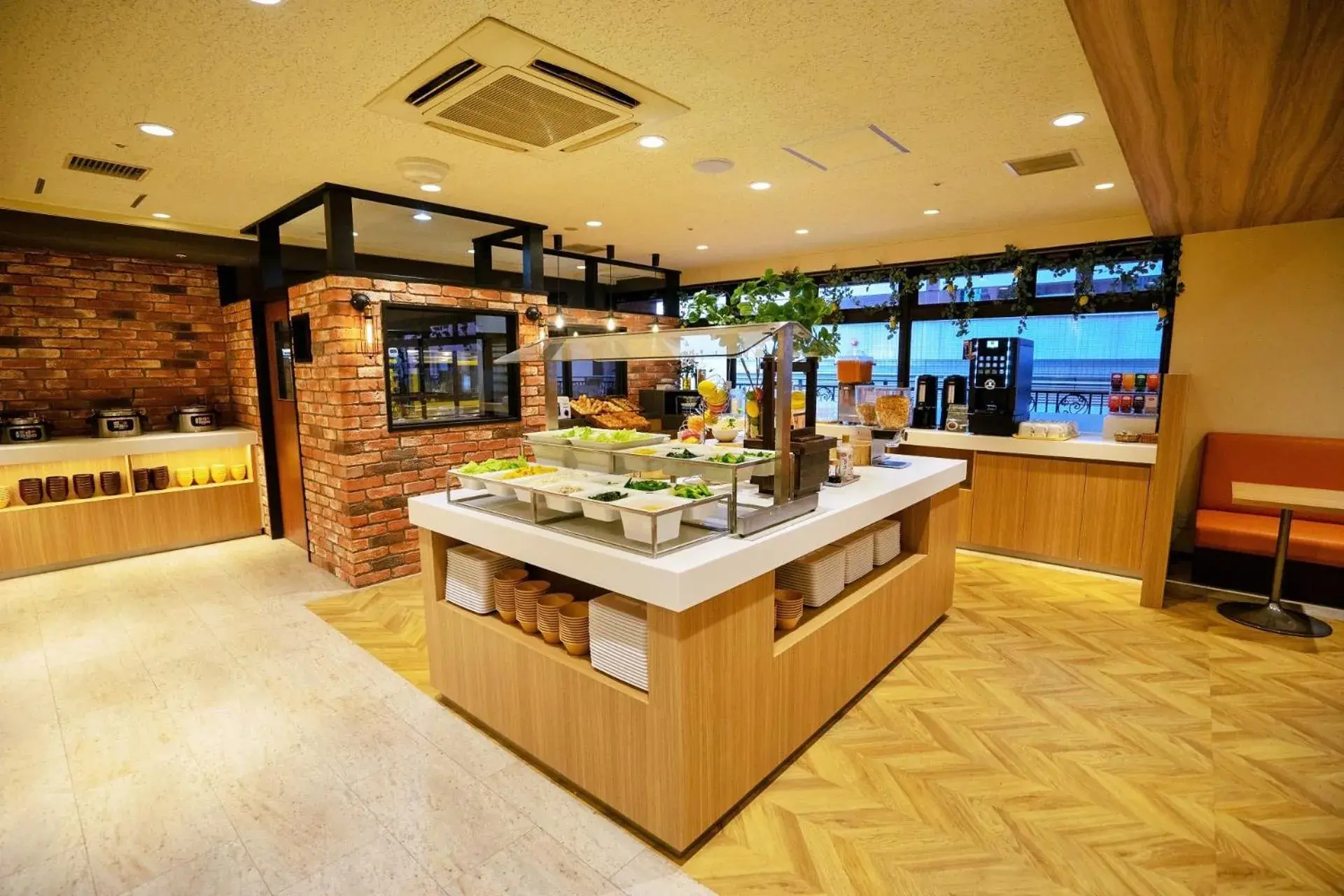 Restaurant/places to eat in Yokohama Heiwa Plaza Hotel Restaurant/places to eat in Yokohama Heiwa Plaza Hotel