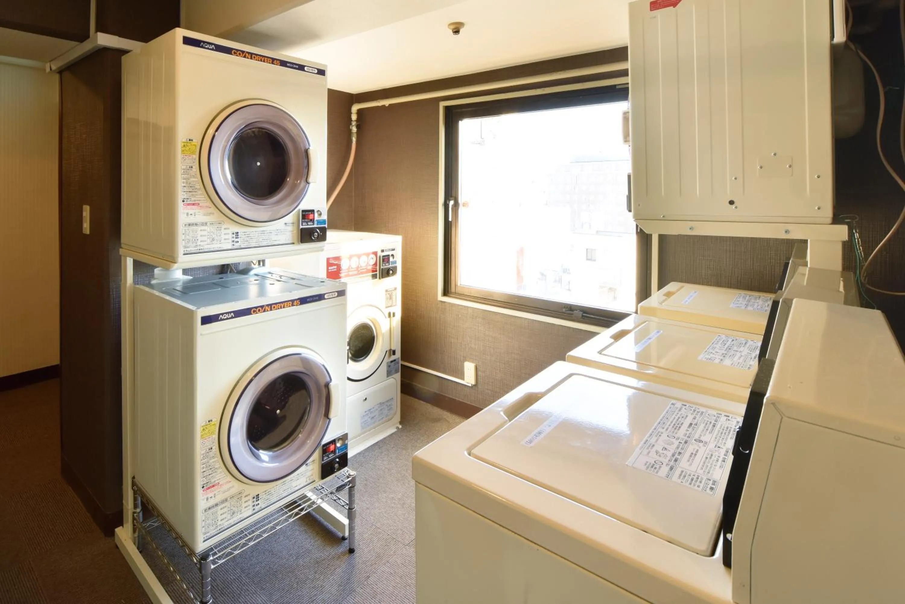 Area and facilities in Yokohama Heiwa Plaza Hotel