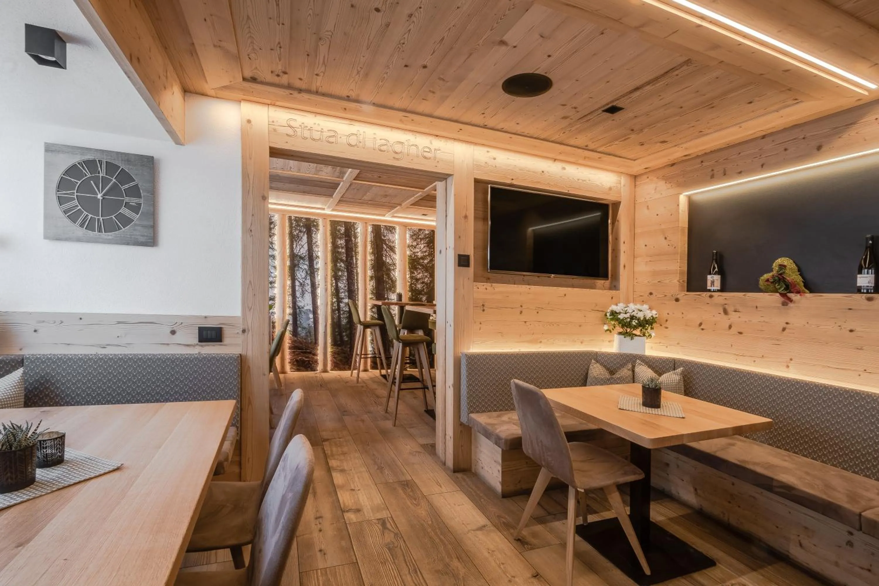 Lounge or bar in Pensione Camoscio