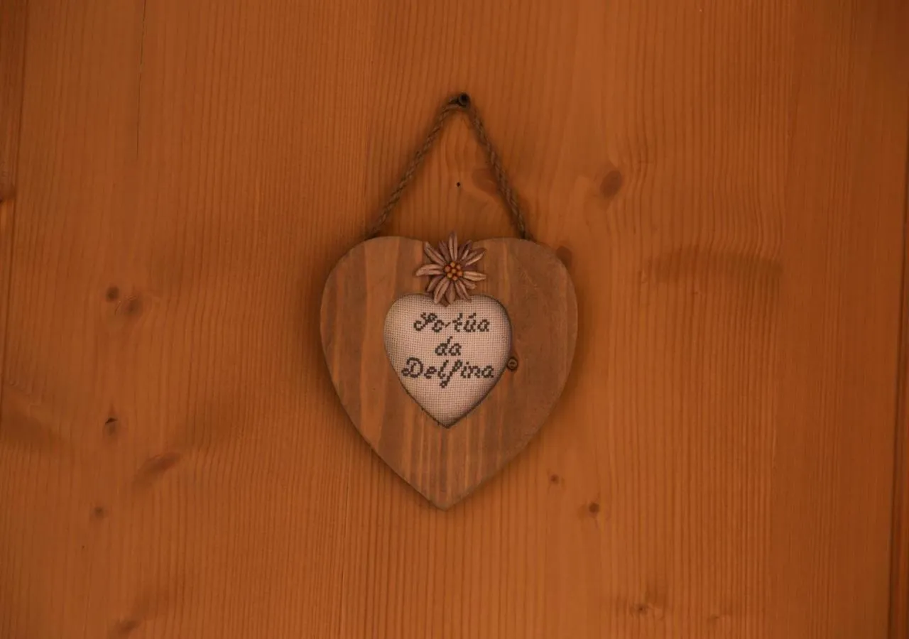 Logo/Certificate/Sign in Baita Luleta