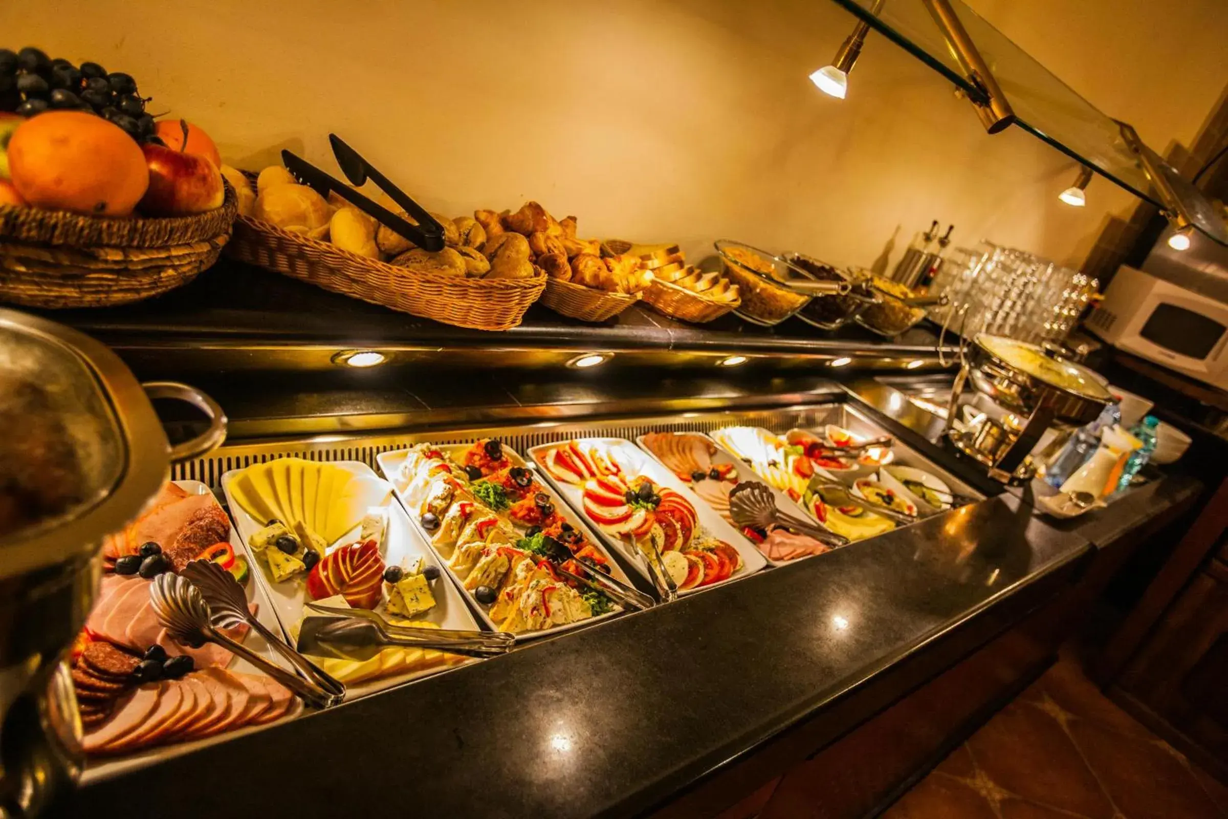 Buffet breakfast in Casa Wagner Buffet breakfast in Casa Wagner