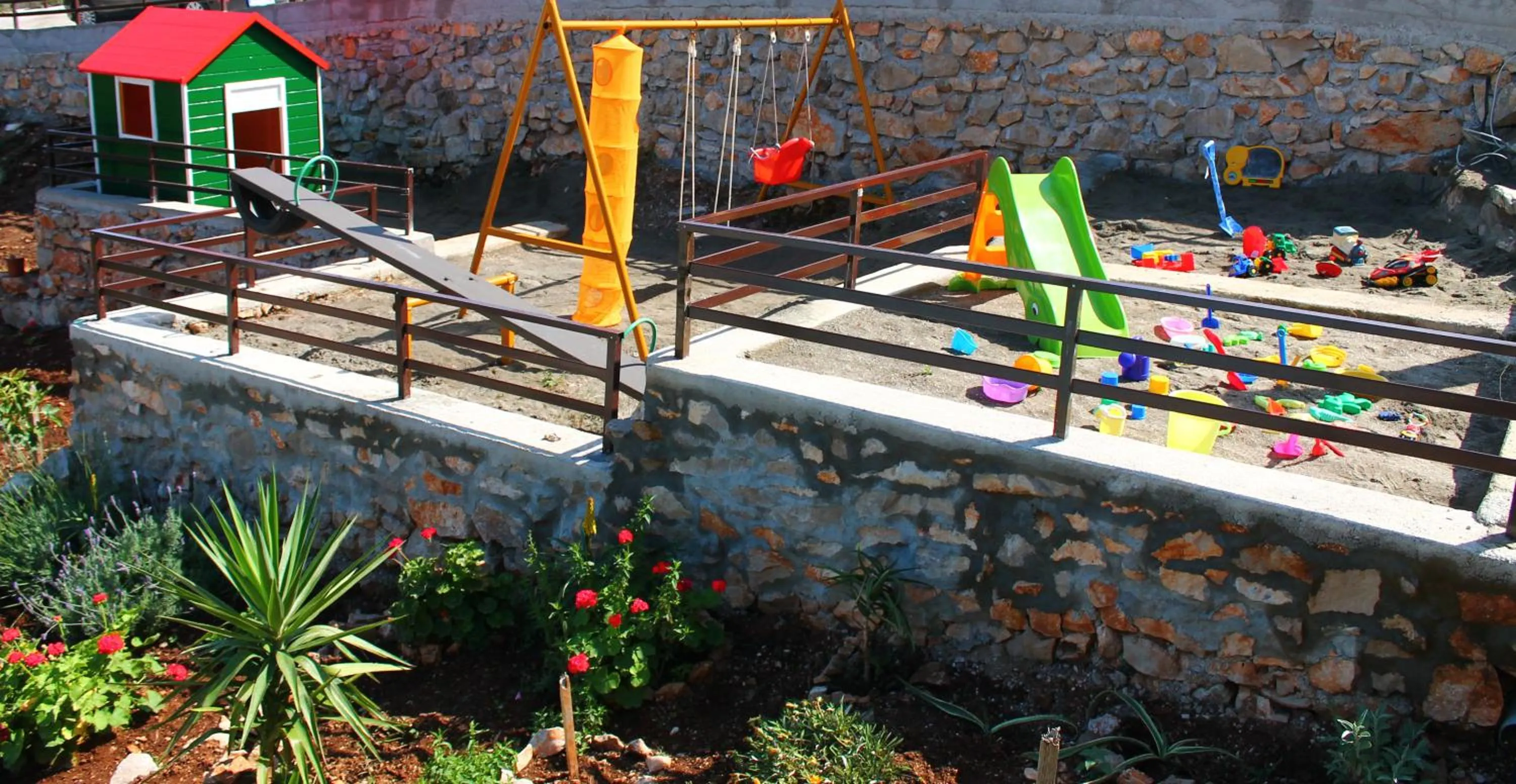 Children play ground in Apartments Villa Milna 2