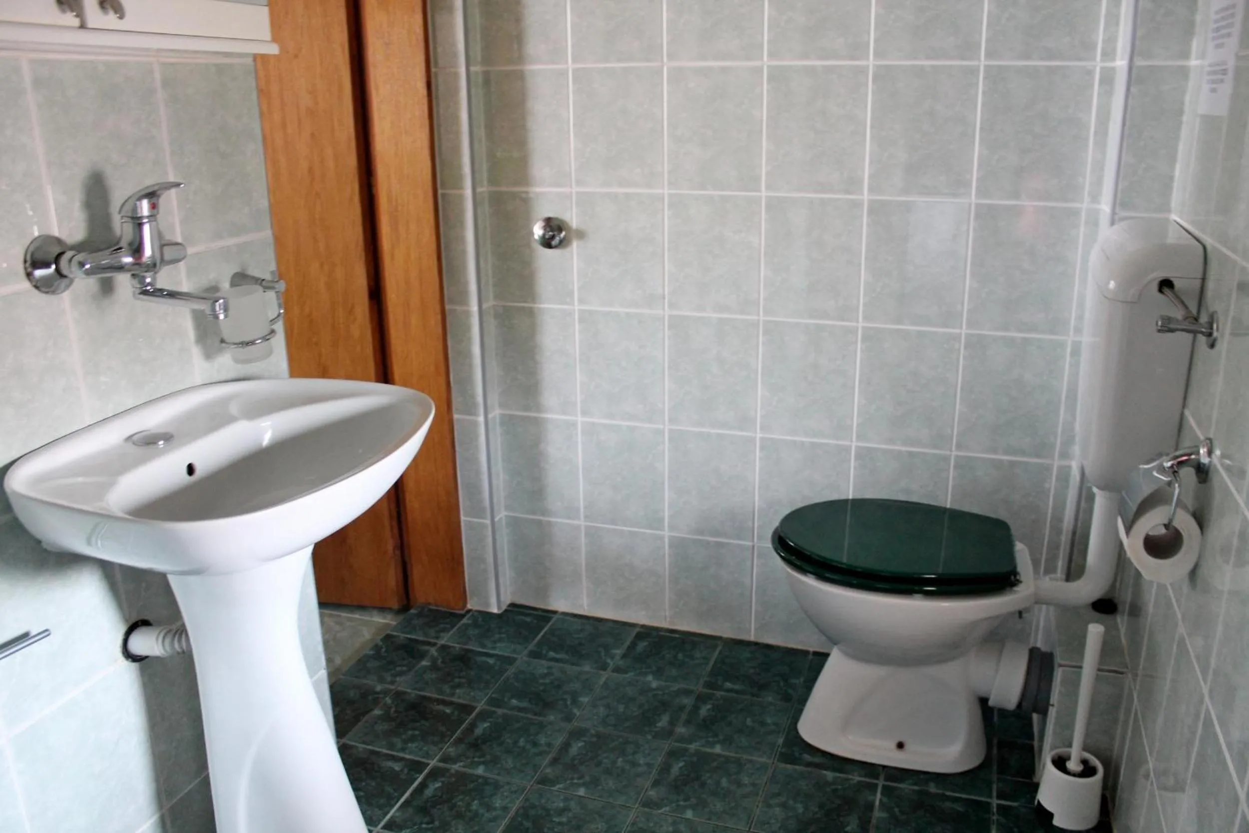 Toilet in Apartments Villa Milna 2