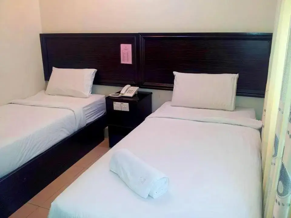 Standard Twin Room in Hotel Bintang Indah Standard Twin Room in Hotel Bintang Indah