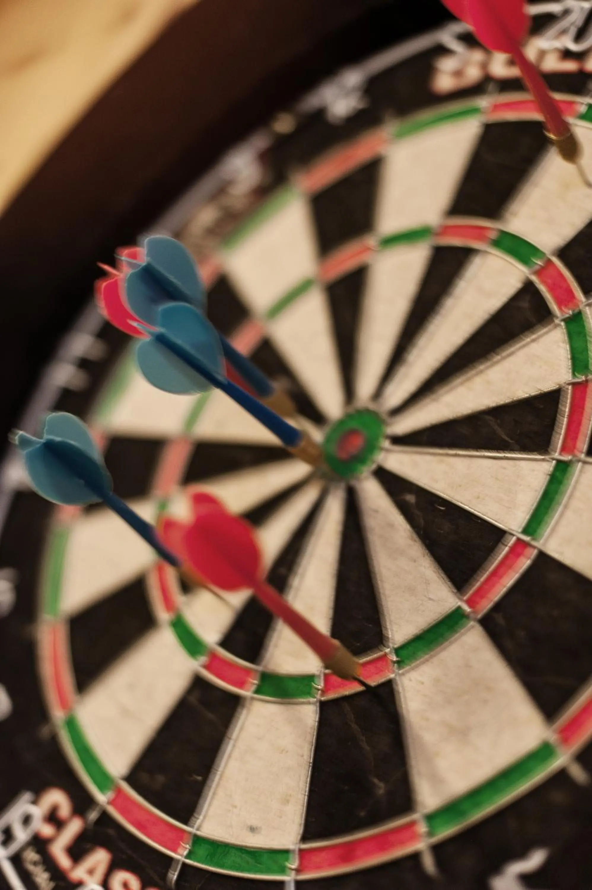 Darts in Residence Walder