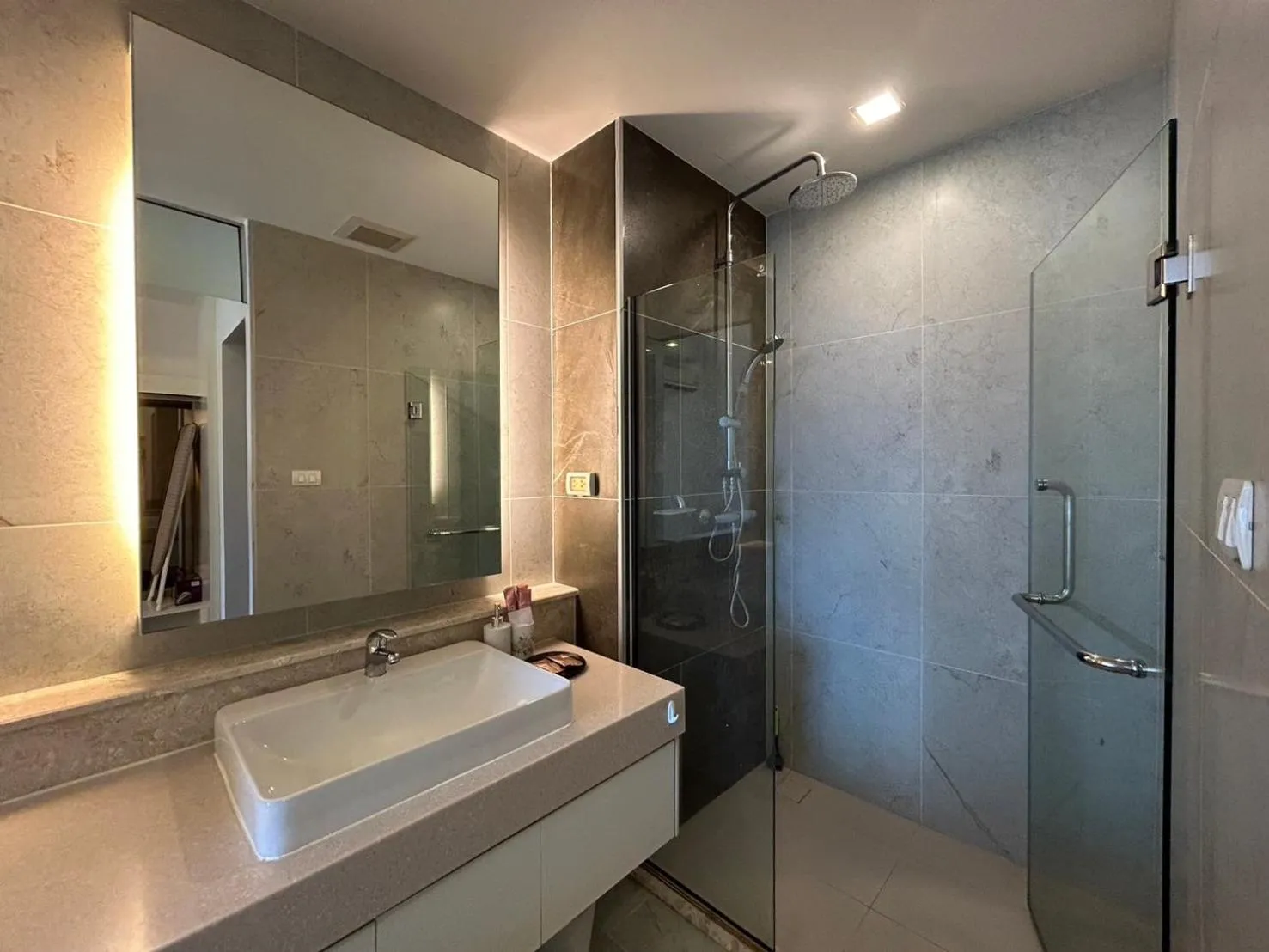Shower in The Astra Residence
