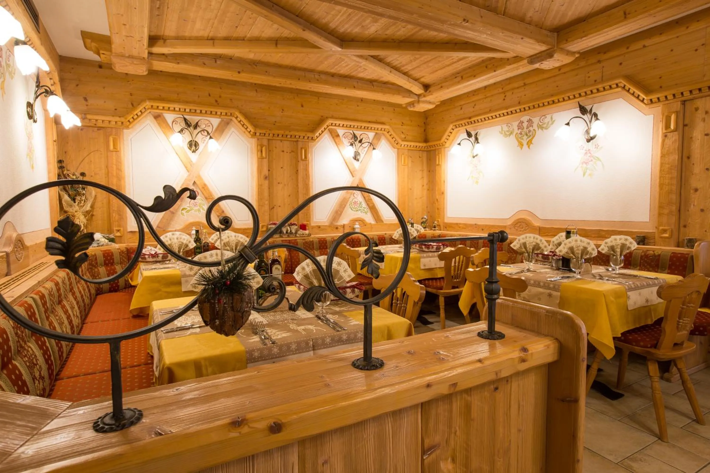 Restaurant/places to eat in Hotel Franco