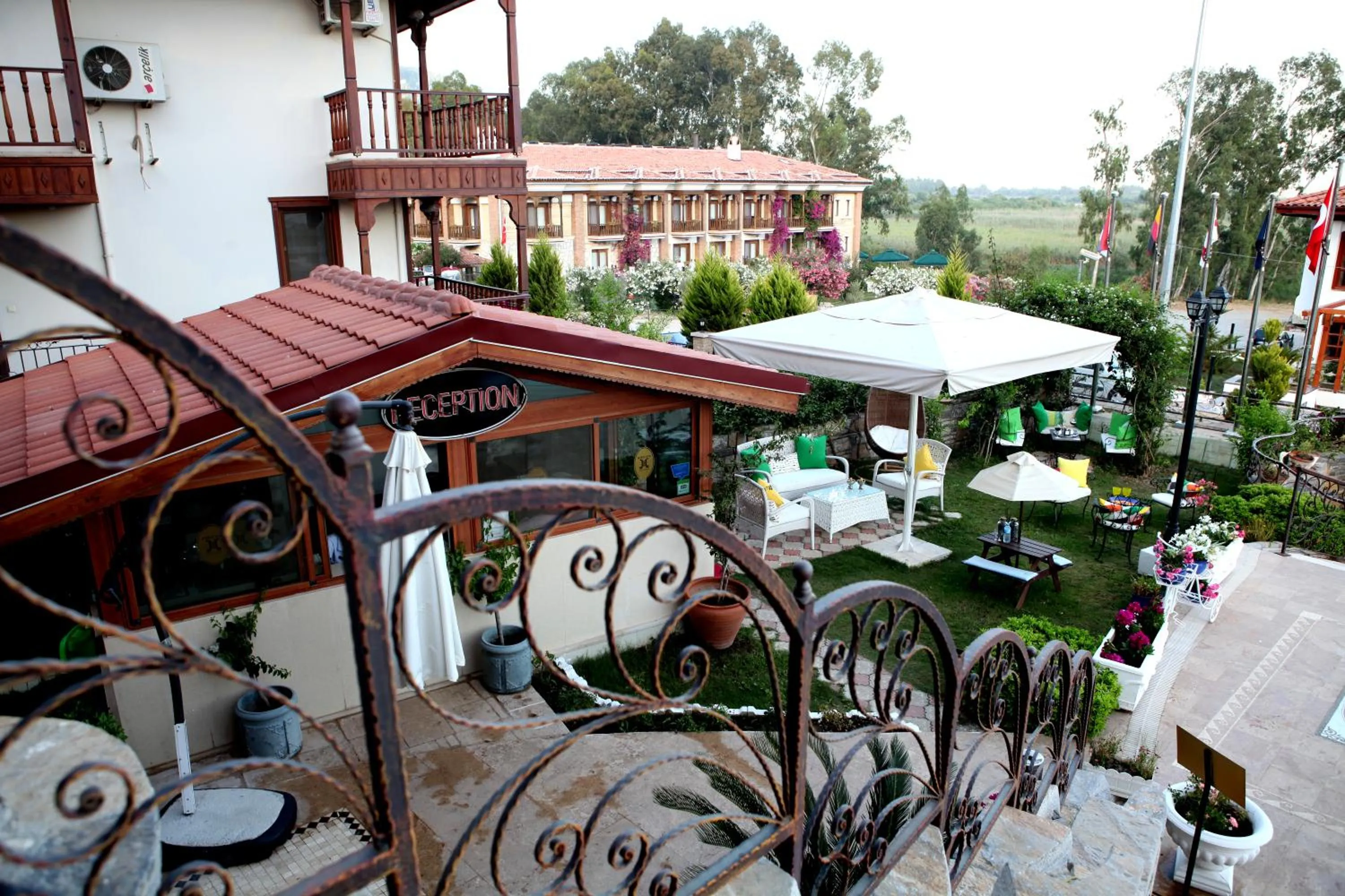 Balcony/Terrace in Mervehan Residence
