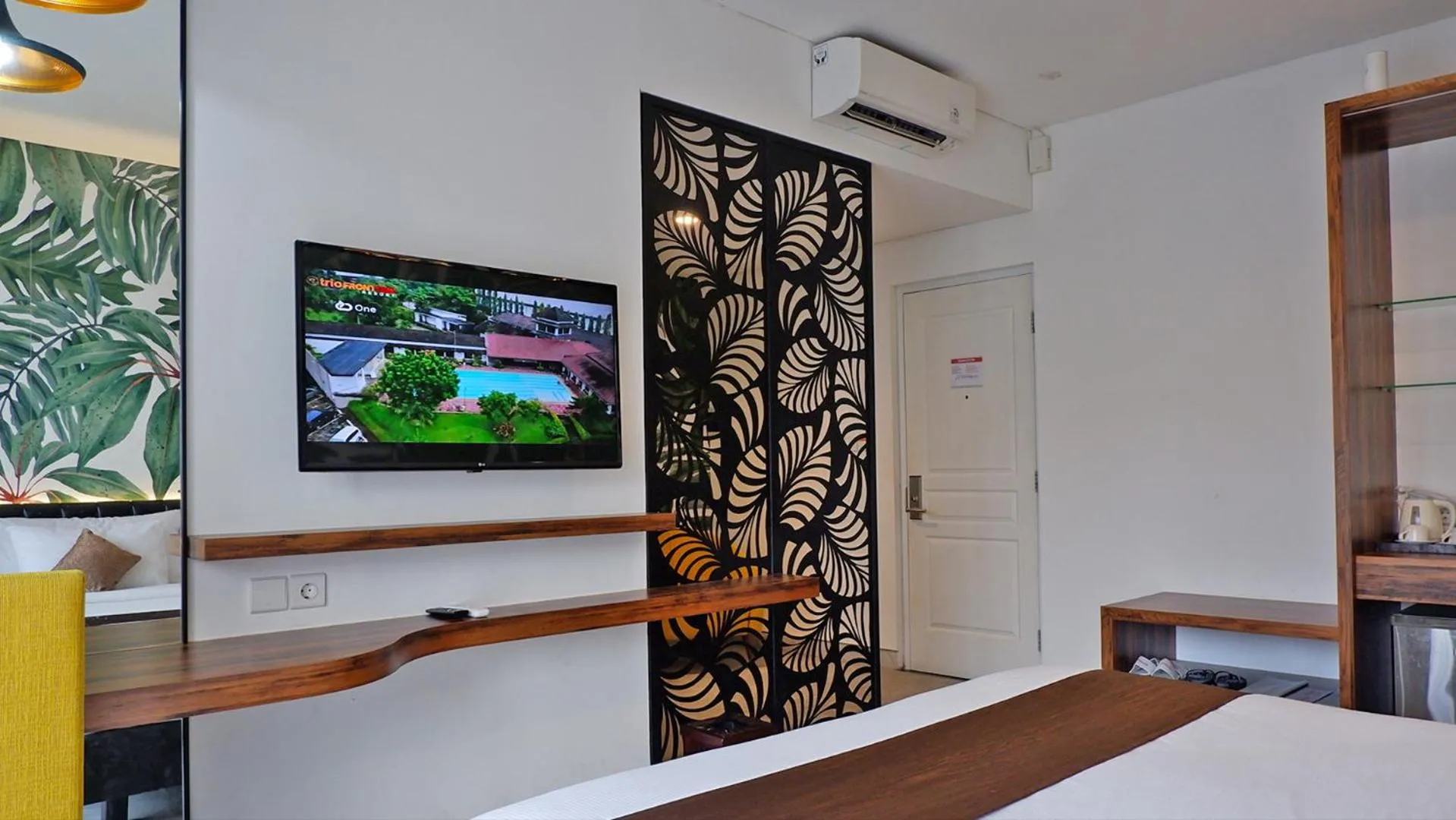 Front One Resort Magelang