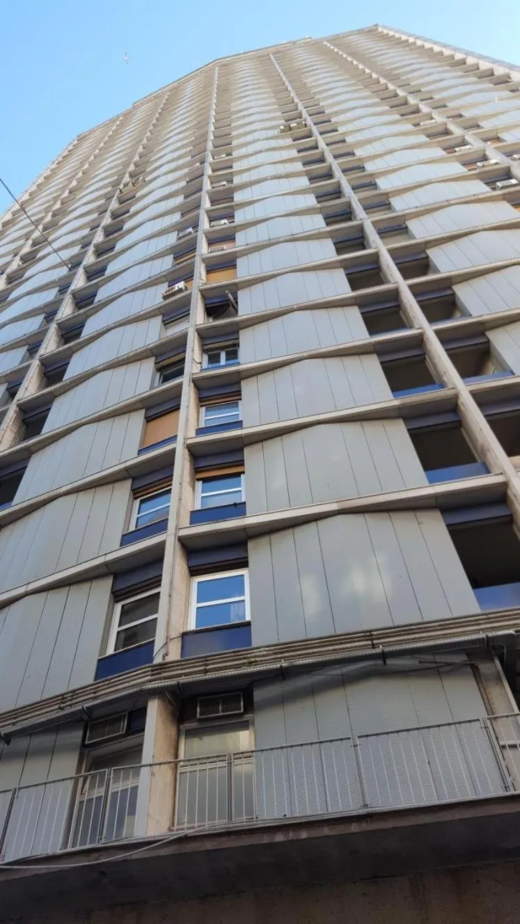 Property building in Il Grattacielo b&b