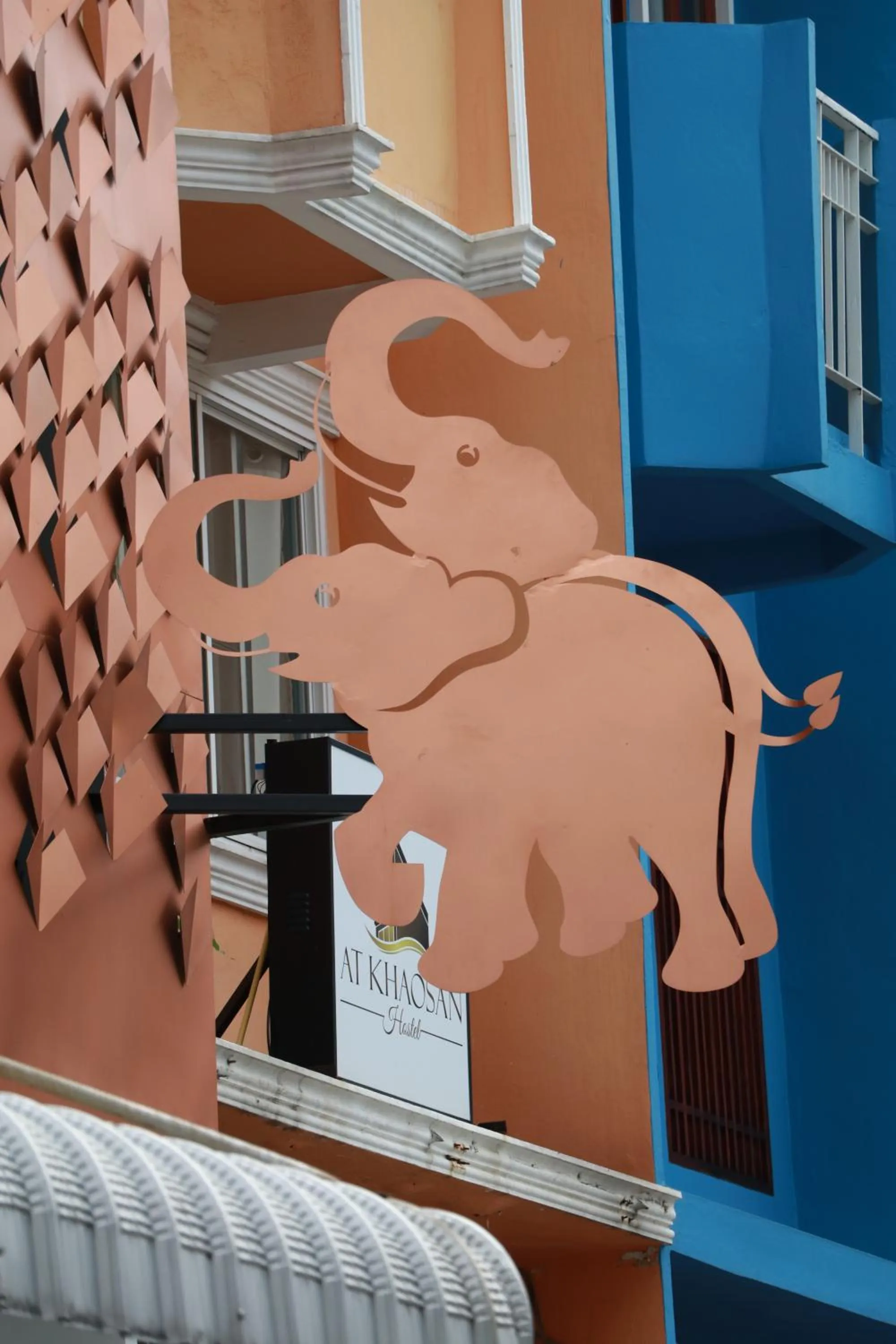 The LOL Elephant Hostel