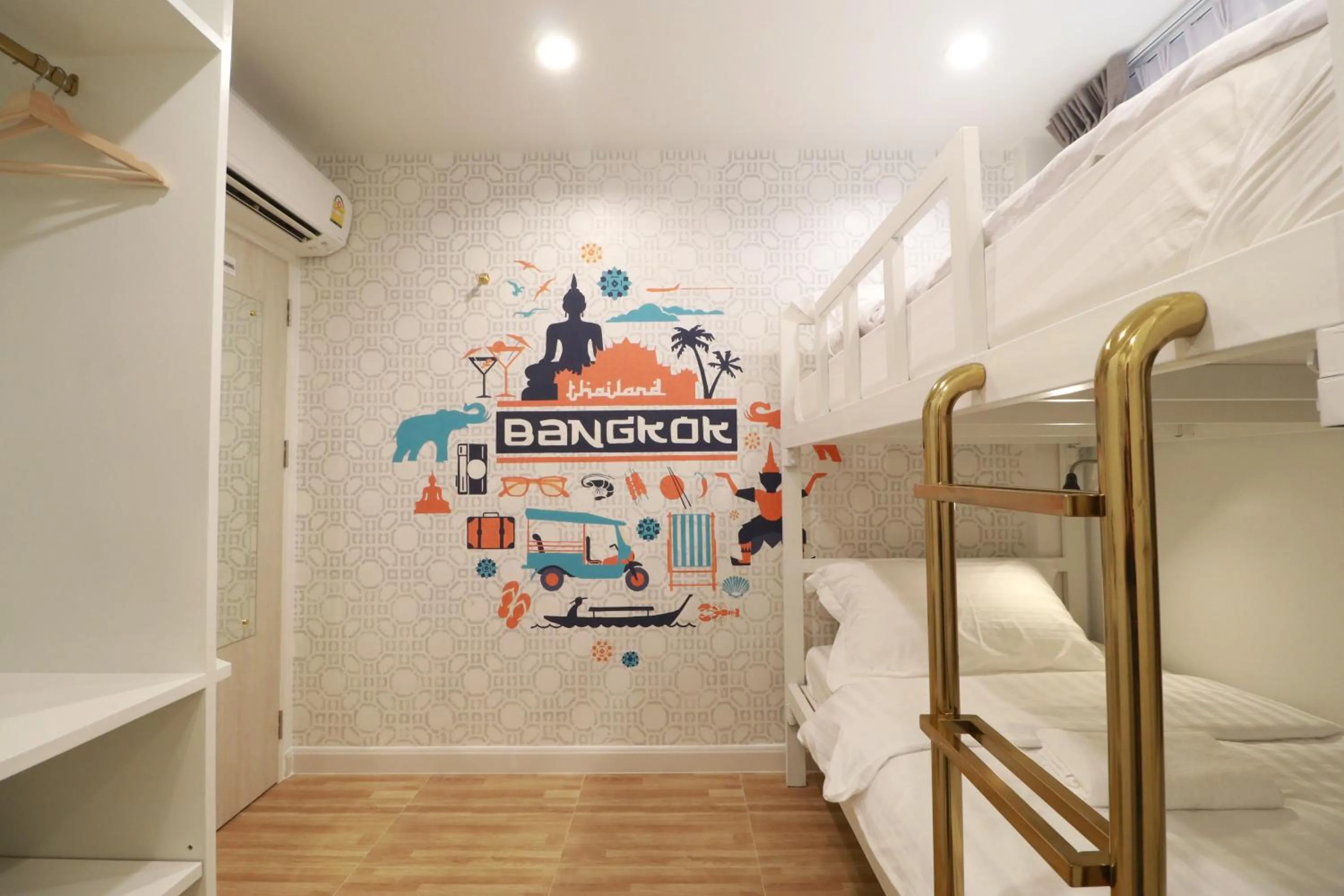 Bed in The LOL Elephant Hostel