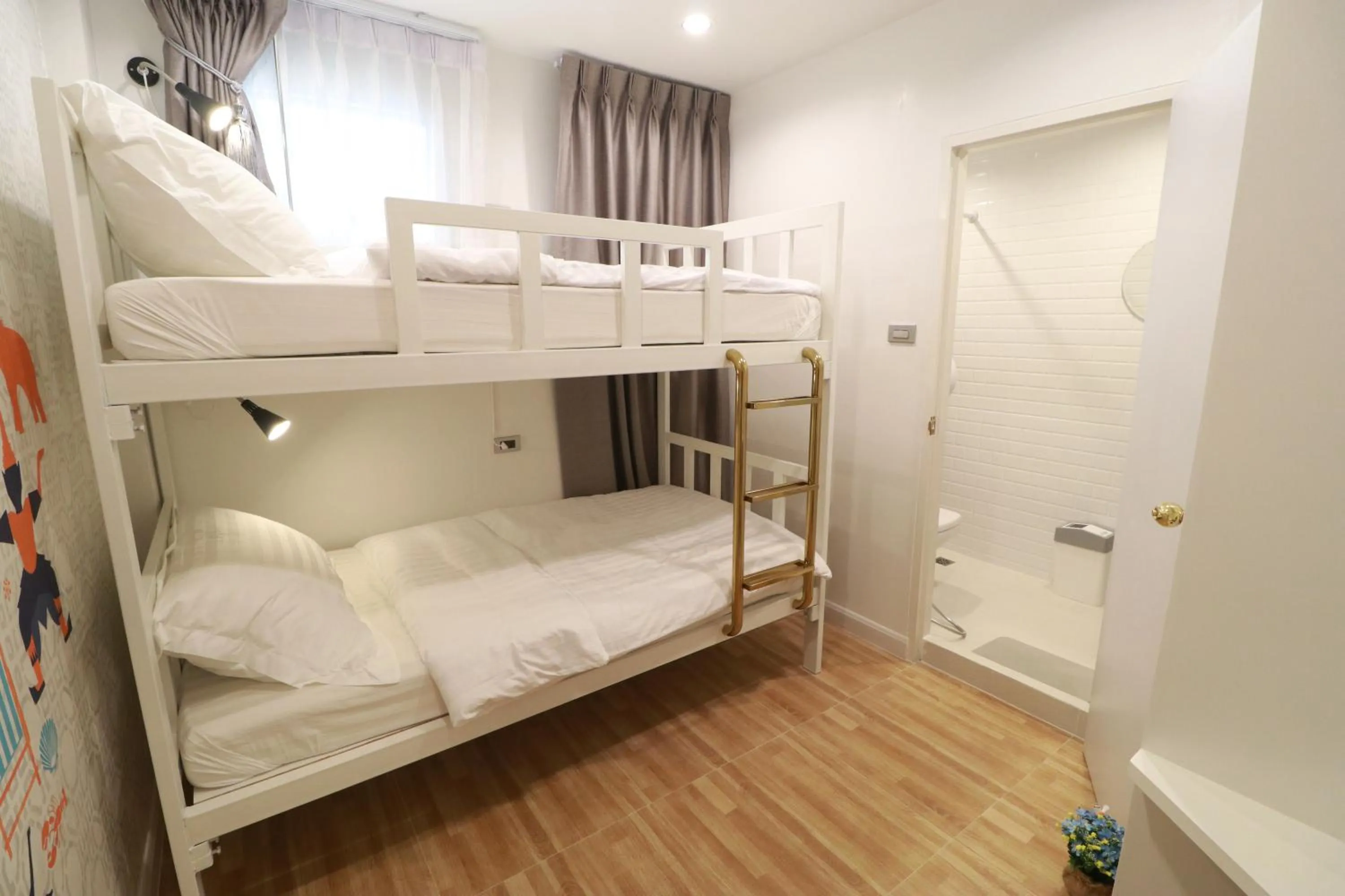 Bed in The LOL Elephant Hostel