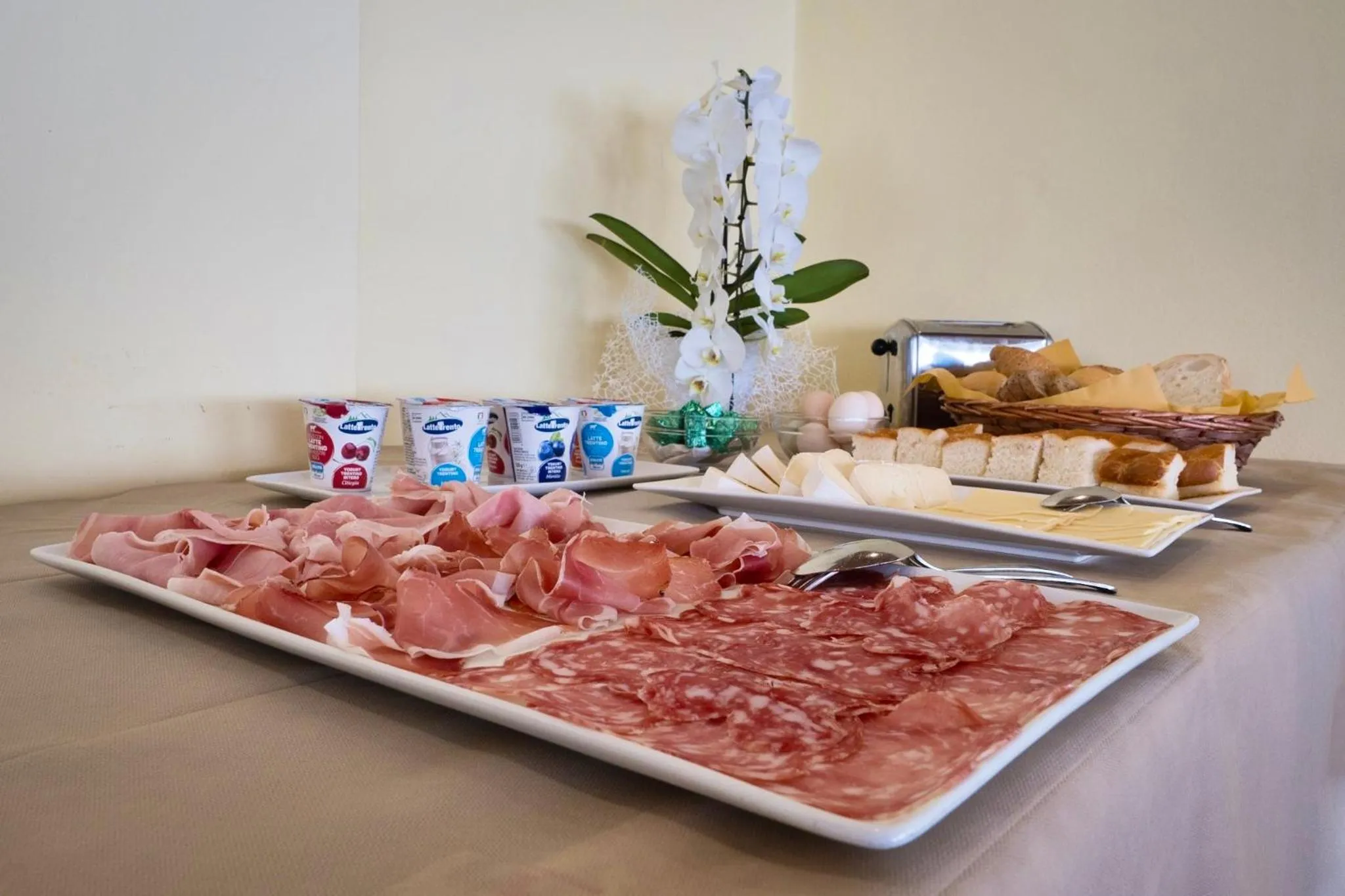 Breakfast in Hotel Ferrari