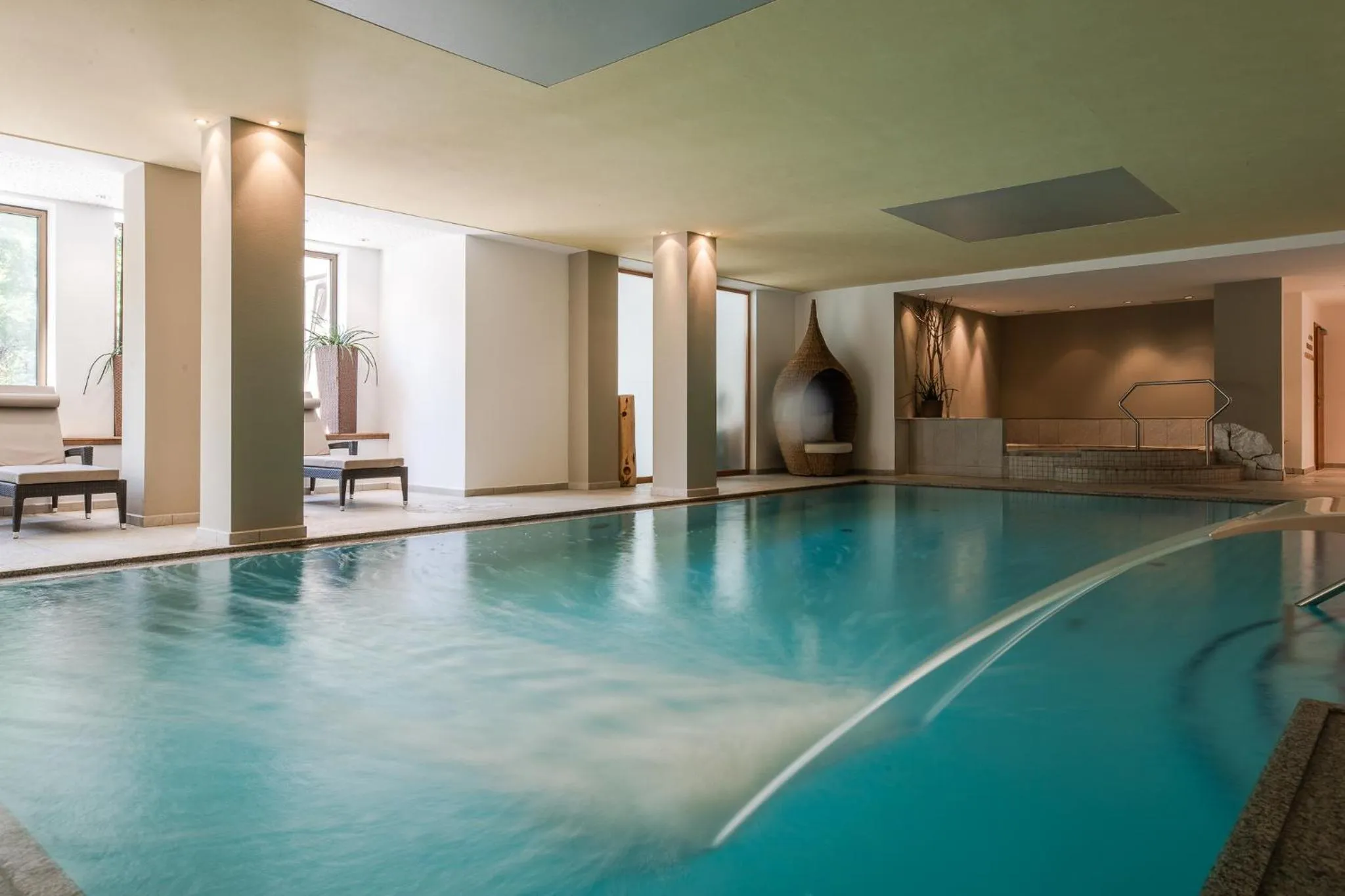 Swimming pool in Naturhotel Rainer