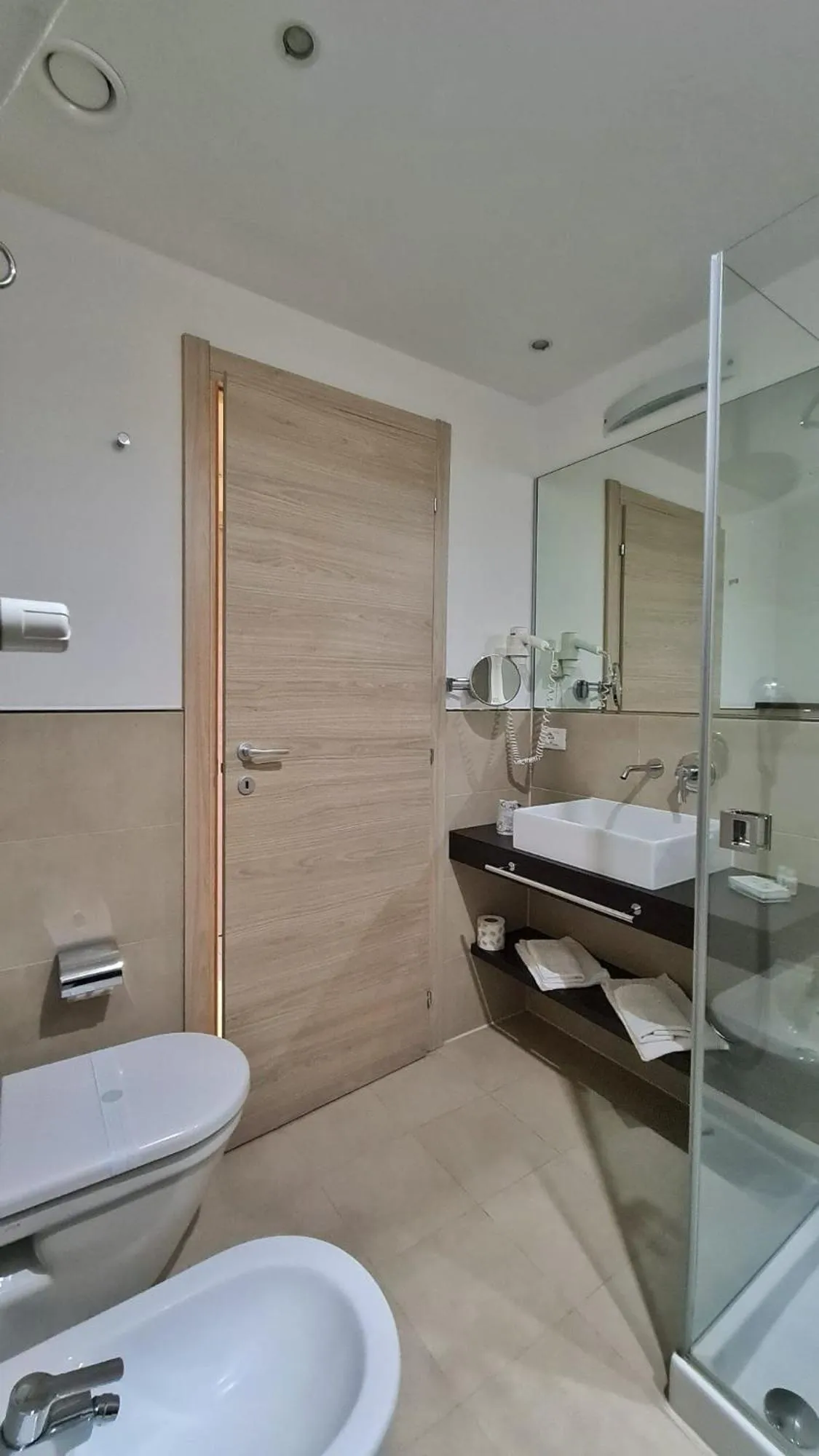 Bathroom in Mansio Residence & Hotel