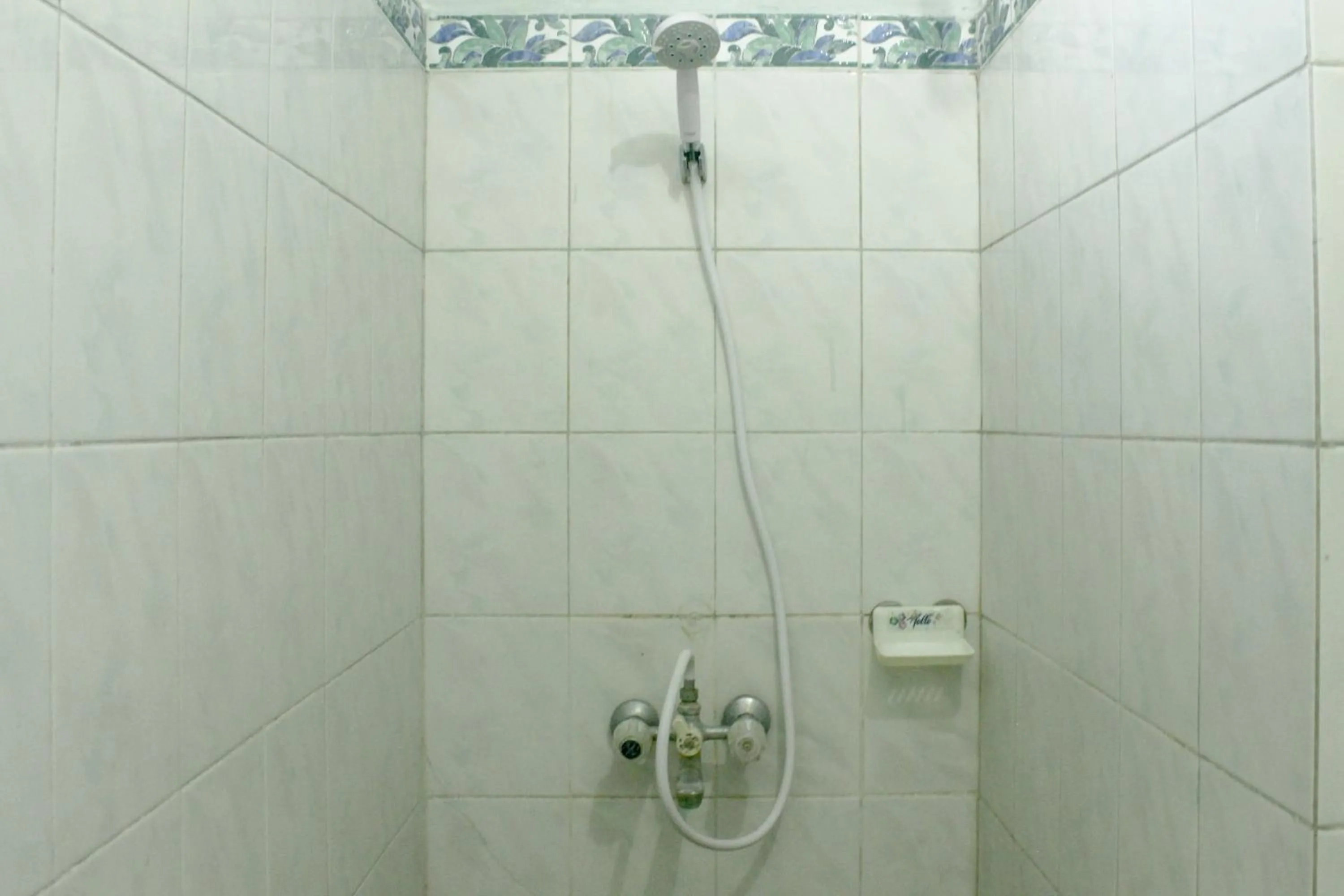 Bathroom in RedDoorz Plus near Taman Sari 2