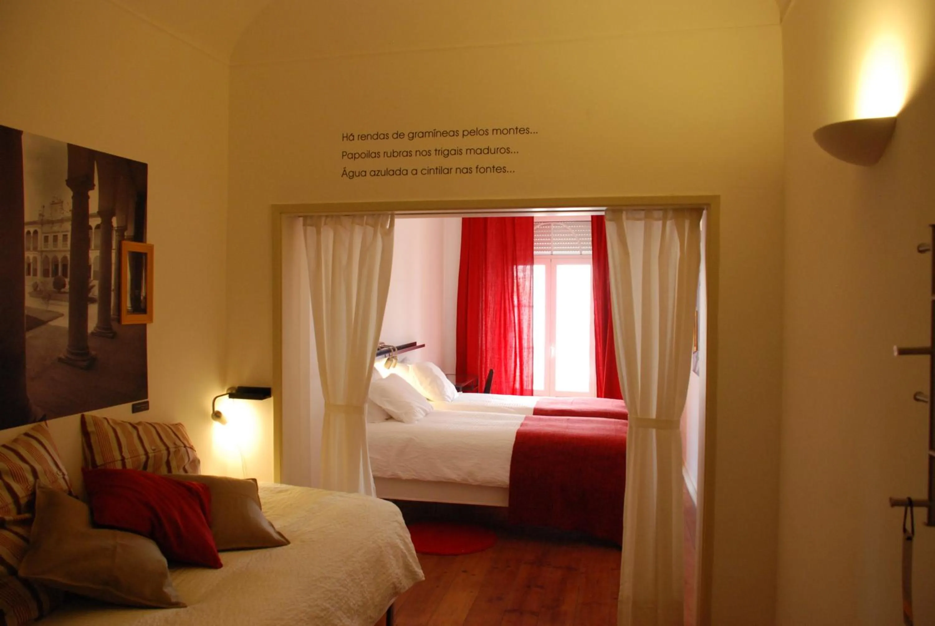 Bedroom in StayInn City - Évora