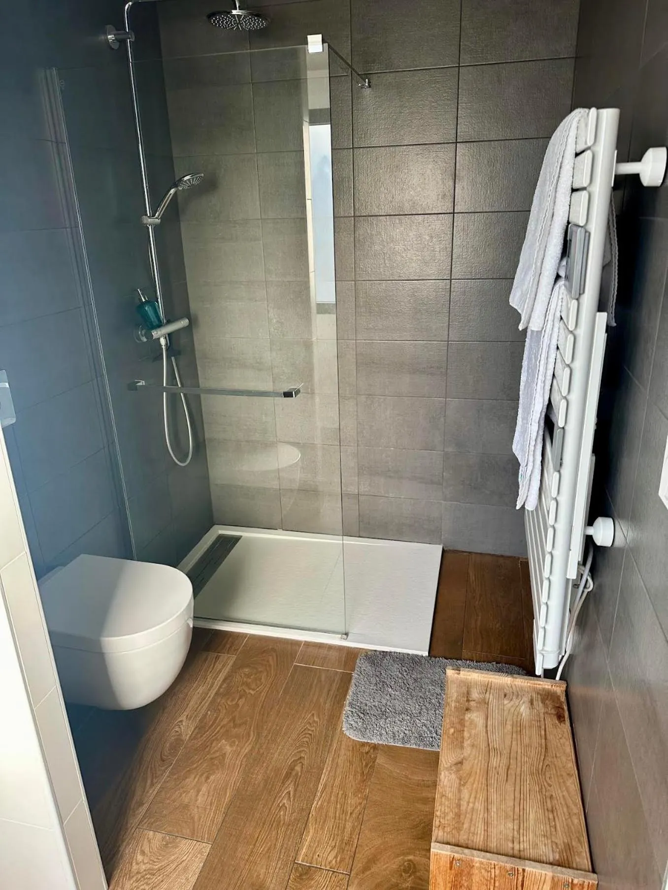 Bathroom in Effet Lodge
