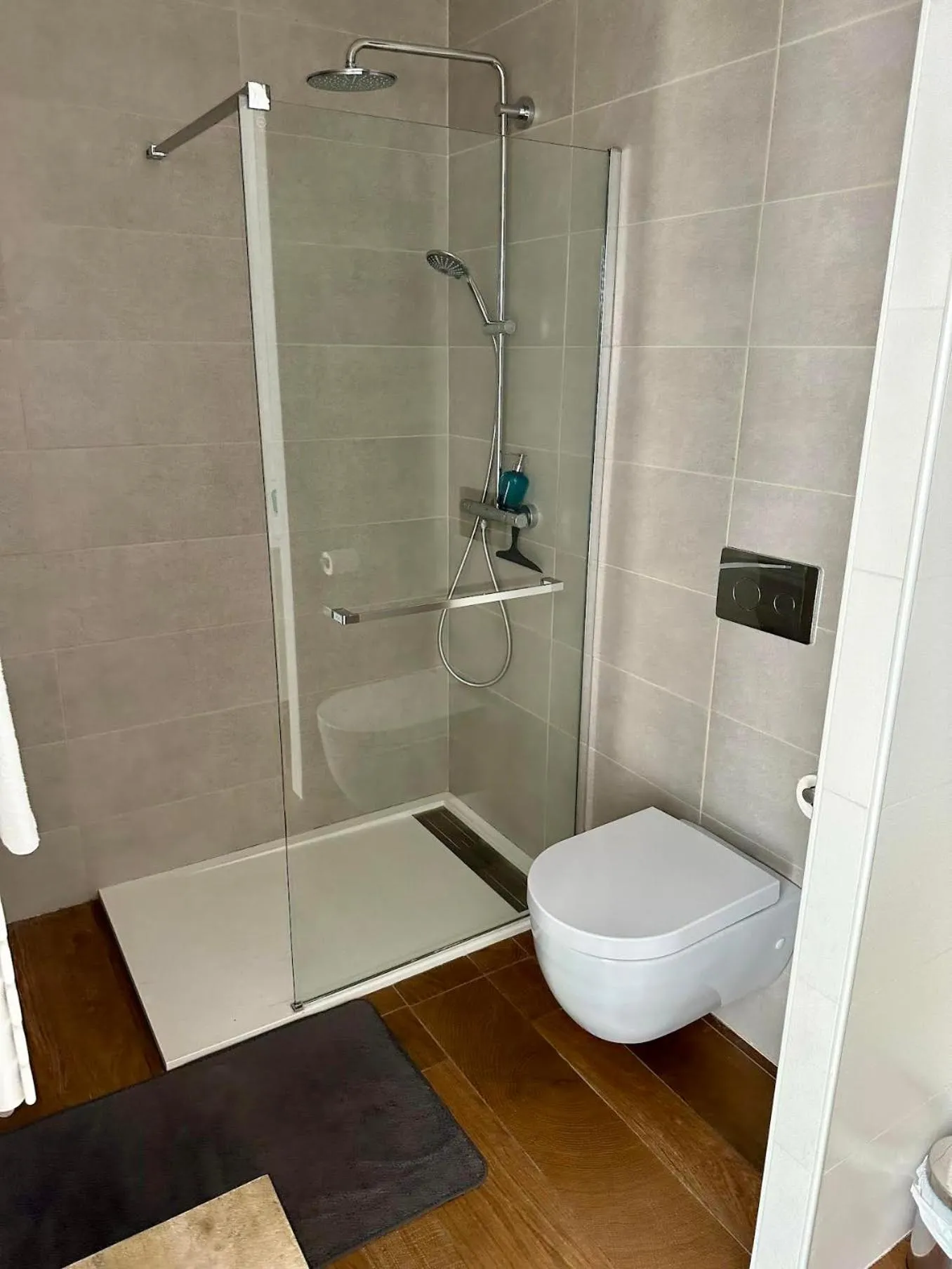 Bathroom in Effet Lodge