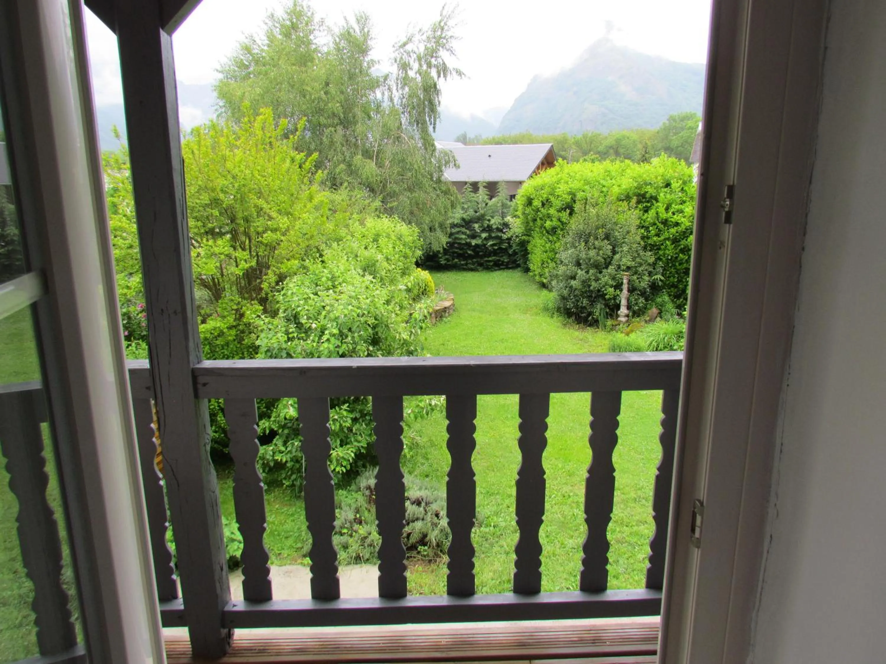 Balcony/Terrace in Le domaine des 3 marmottes Chambres d' hôtes