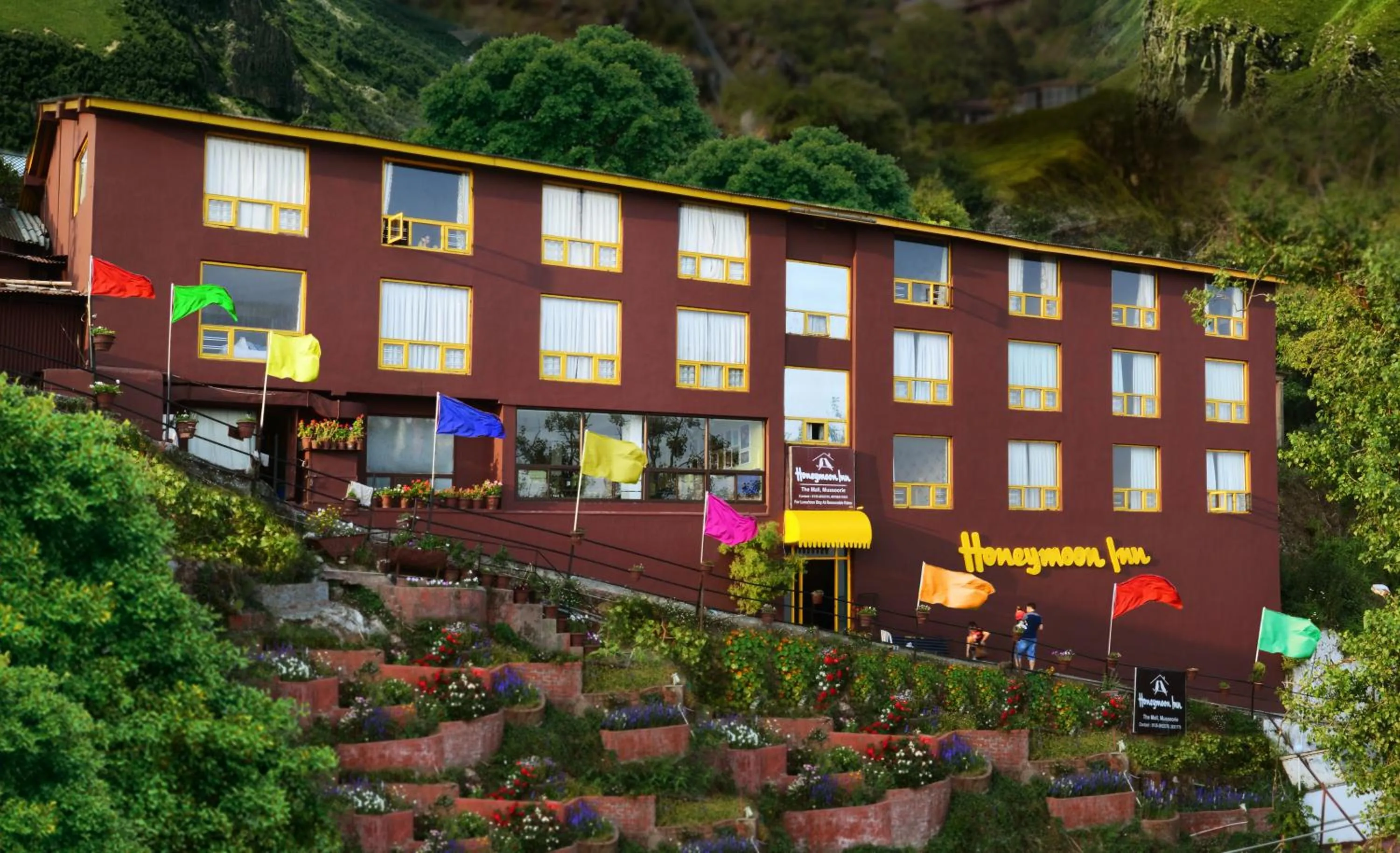 Facade/entrance in Honeymoon Inn Mussoorie