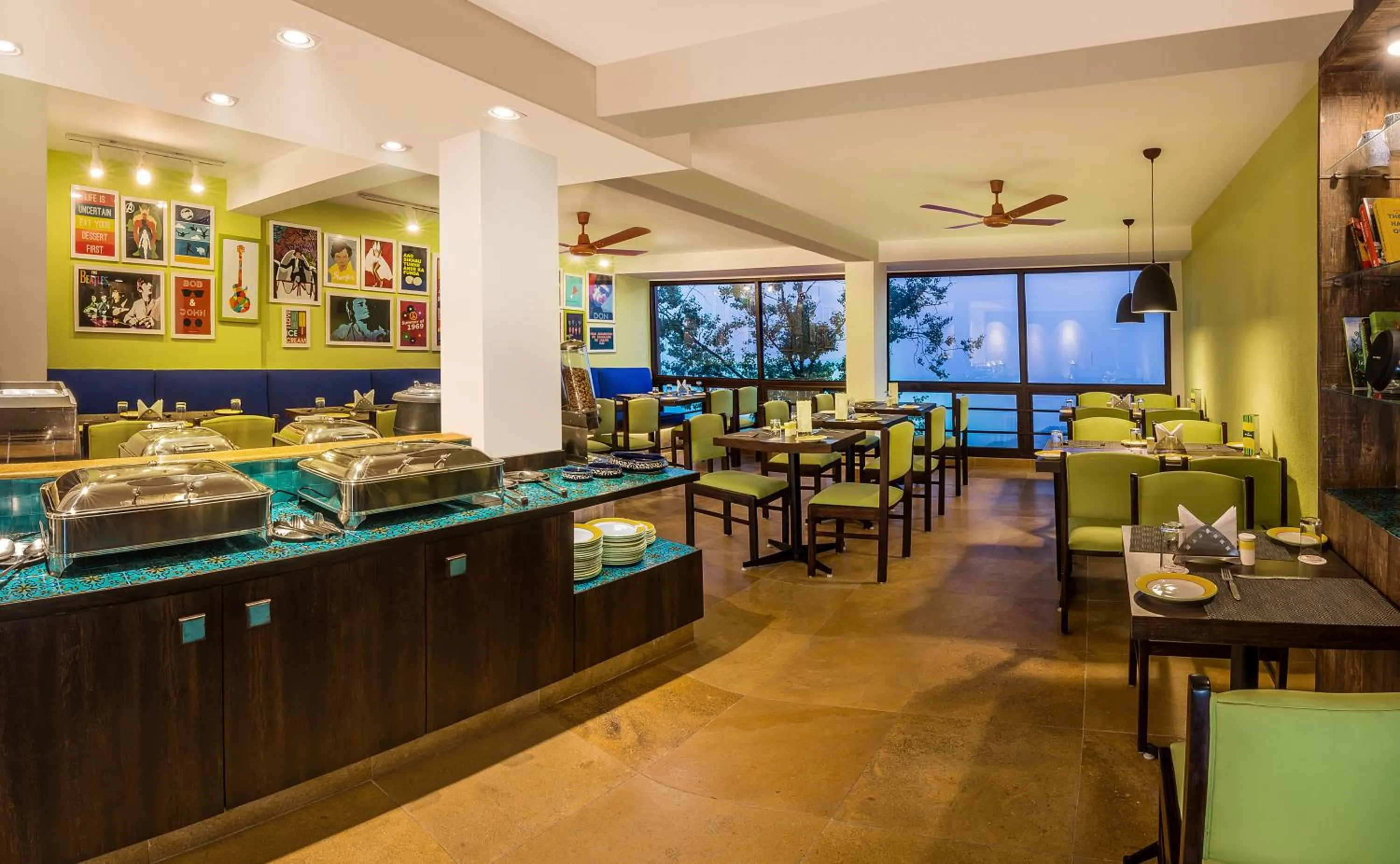 Restaurant/places to eat in Honeymoon Inn Mussoorie