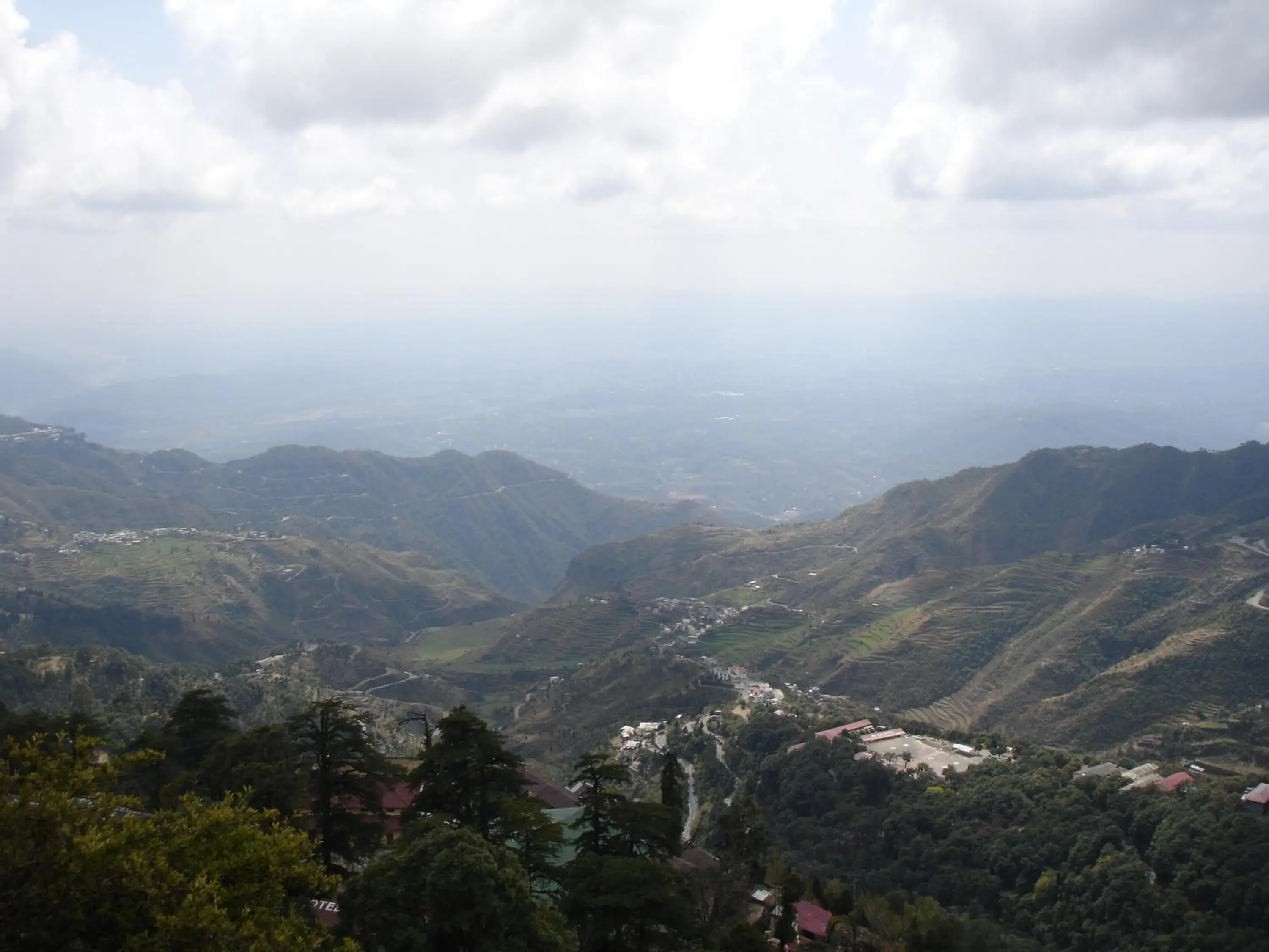 Mountain view in Honeymoon Inn Mussoorie Mountain view in Honeymoon Inn Mussoorie