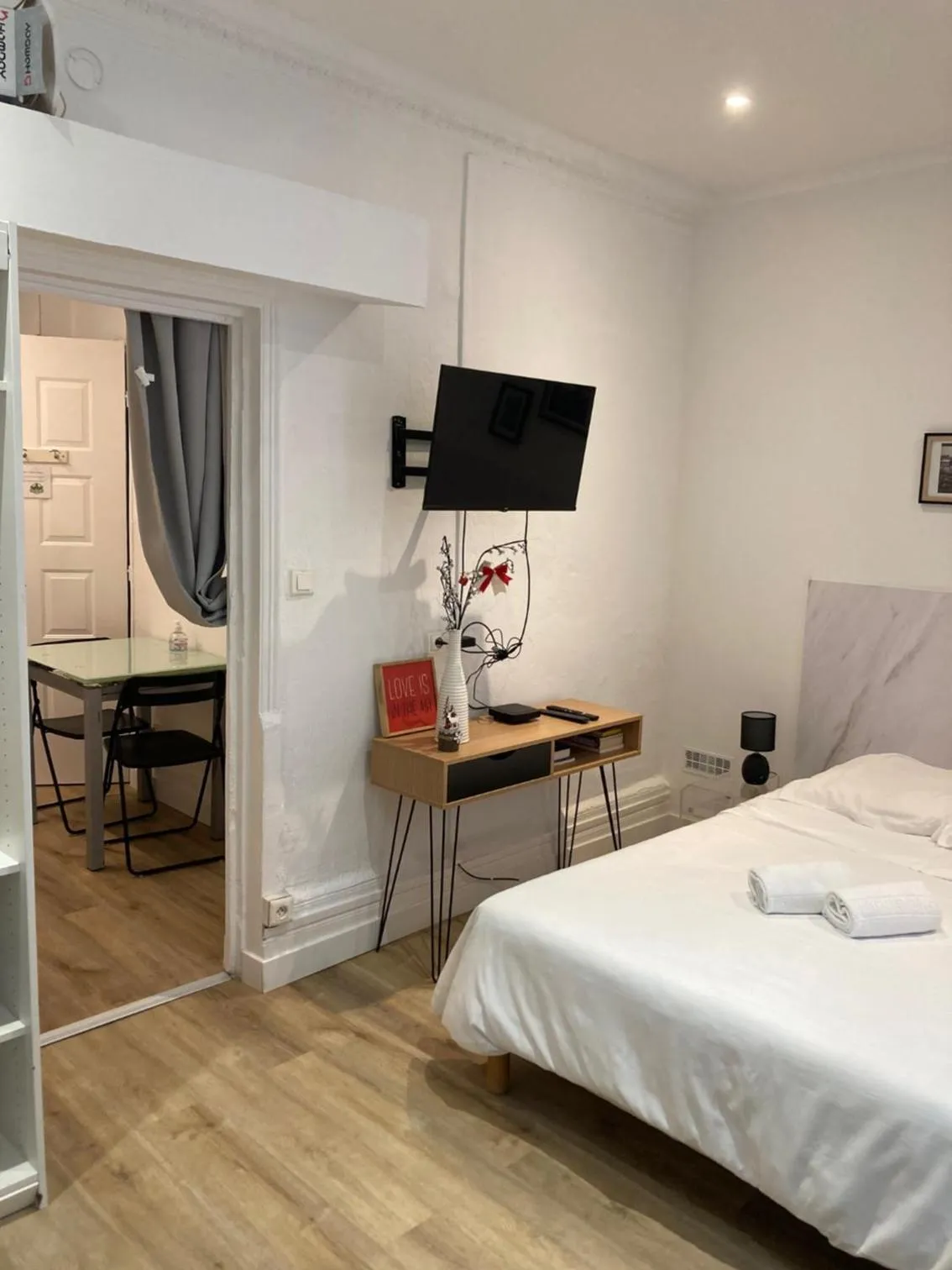 View (from property/room), Bed in City Rosa