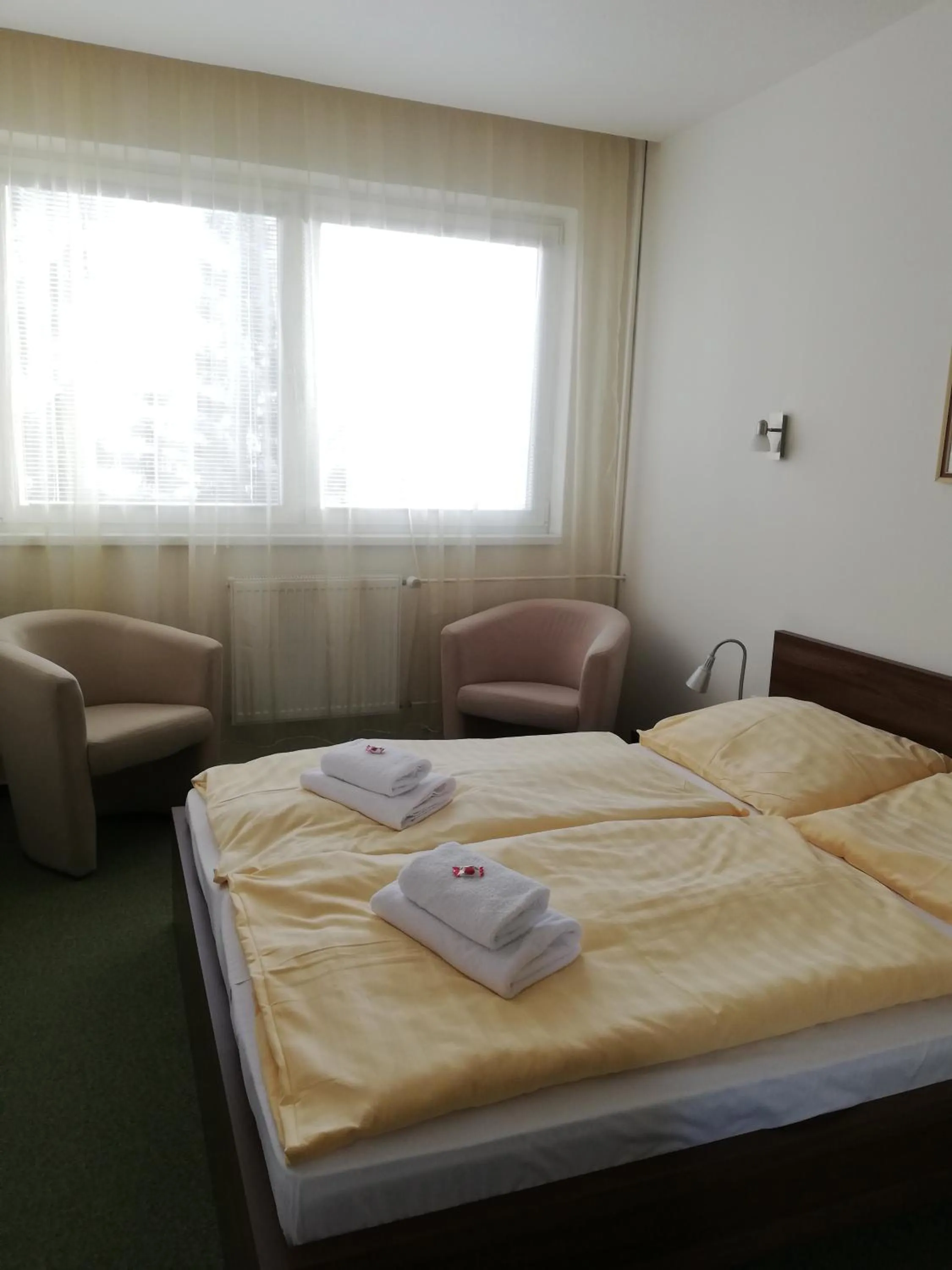 Bedroom, Bed in Hotel Klar