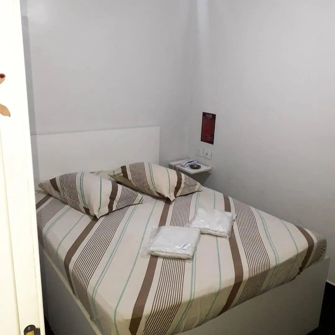 HOTEL KISS - TABOÃO DA SERRA