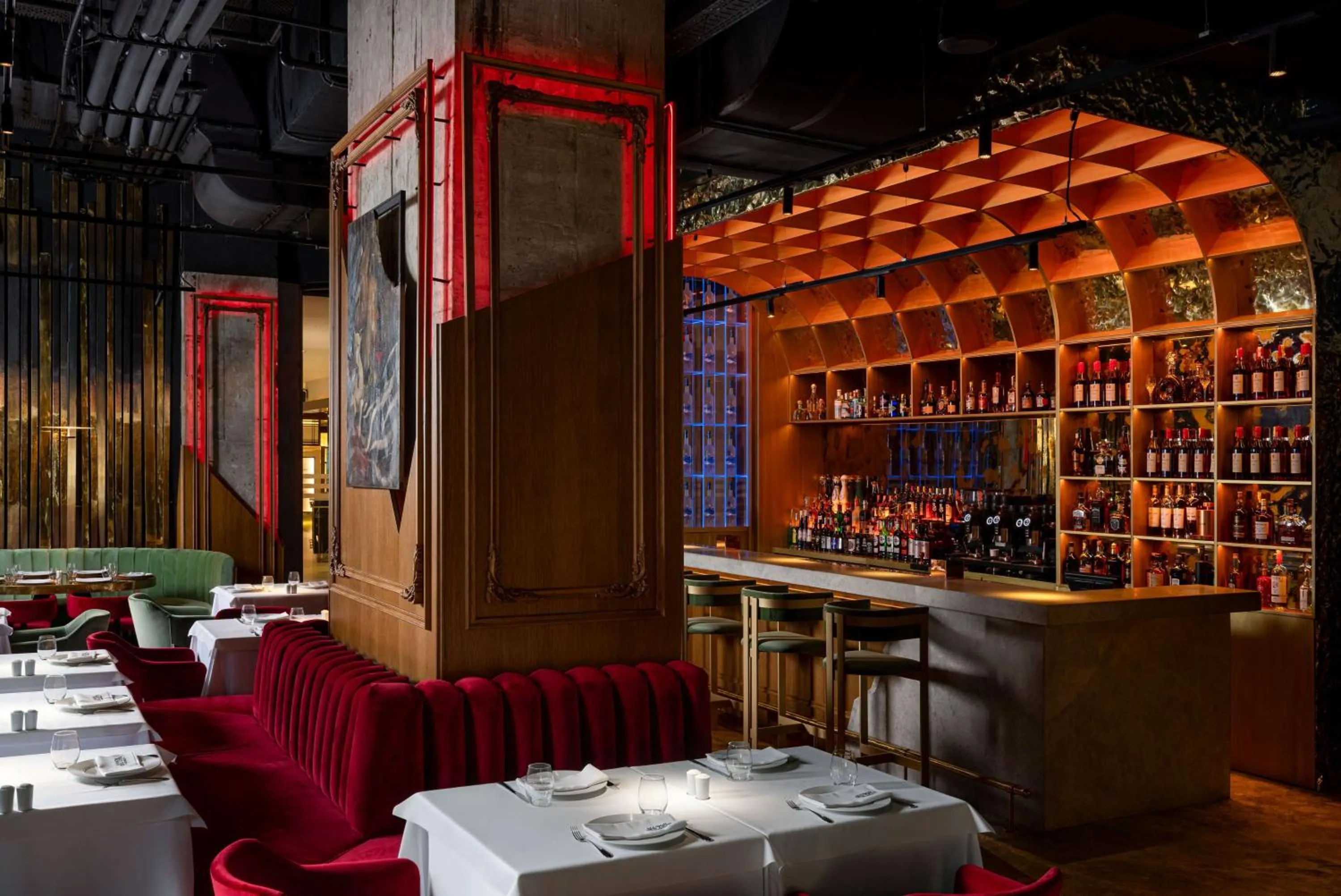 Restaurant/places to eat in Radisson Blu Hotel Bucharest