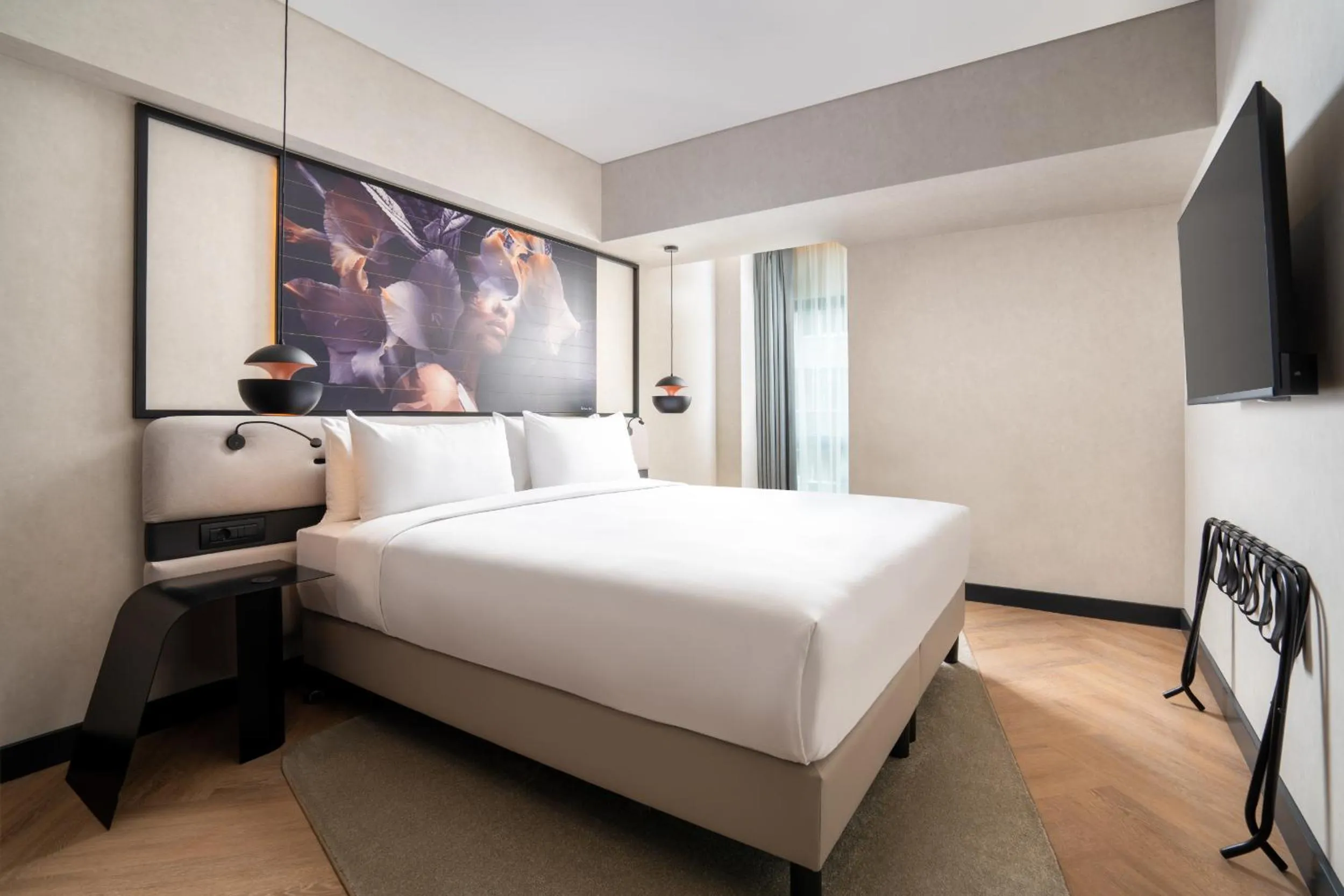 Guests, Bed in Radisson Blu Hotel Bucharest