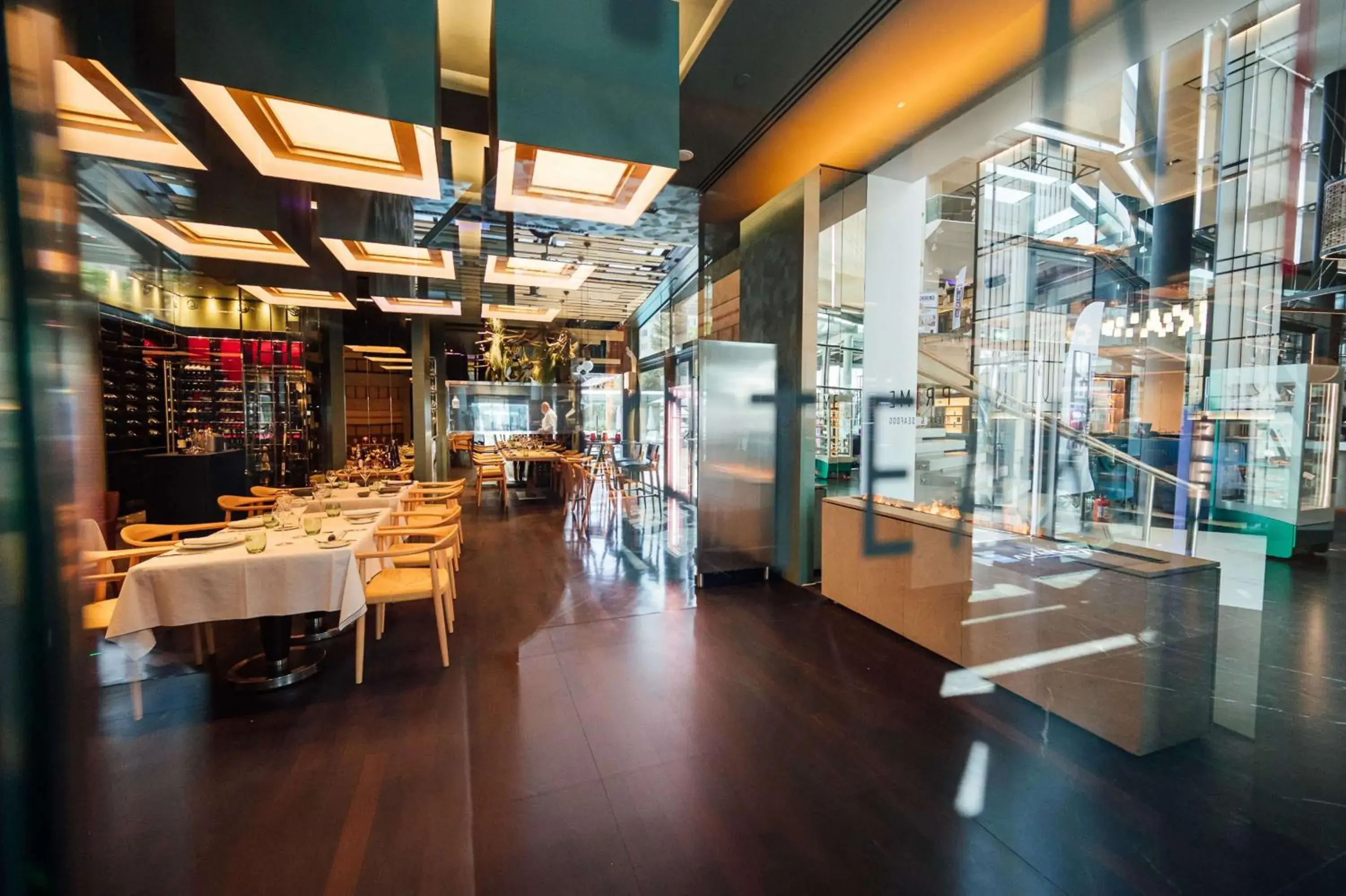 Restaurant/places to eat in Radisson Blu Hotel Bucharest Restaurant/places to eat in Radisson Blu Hotel Bucharest