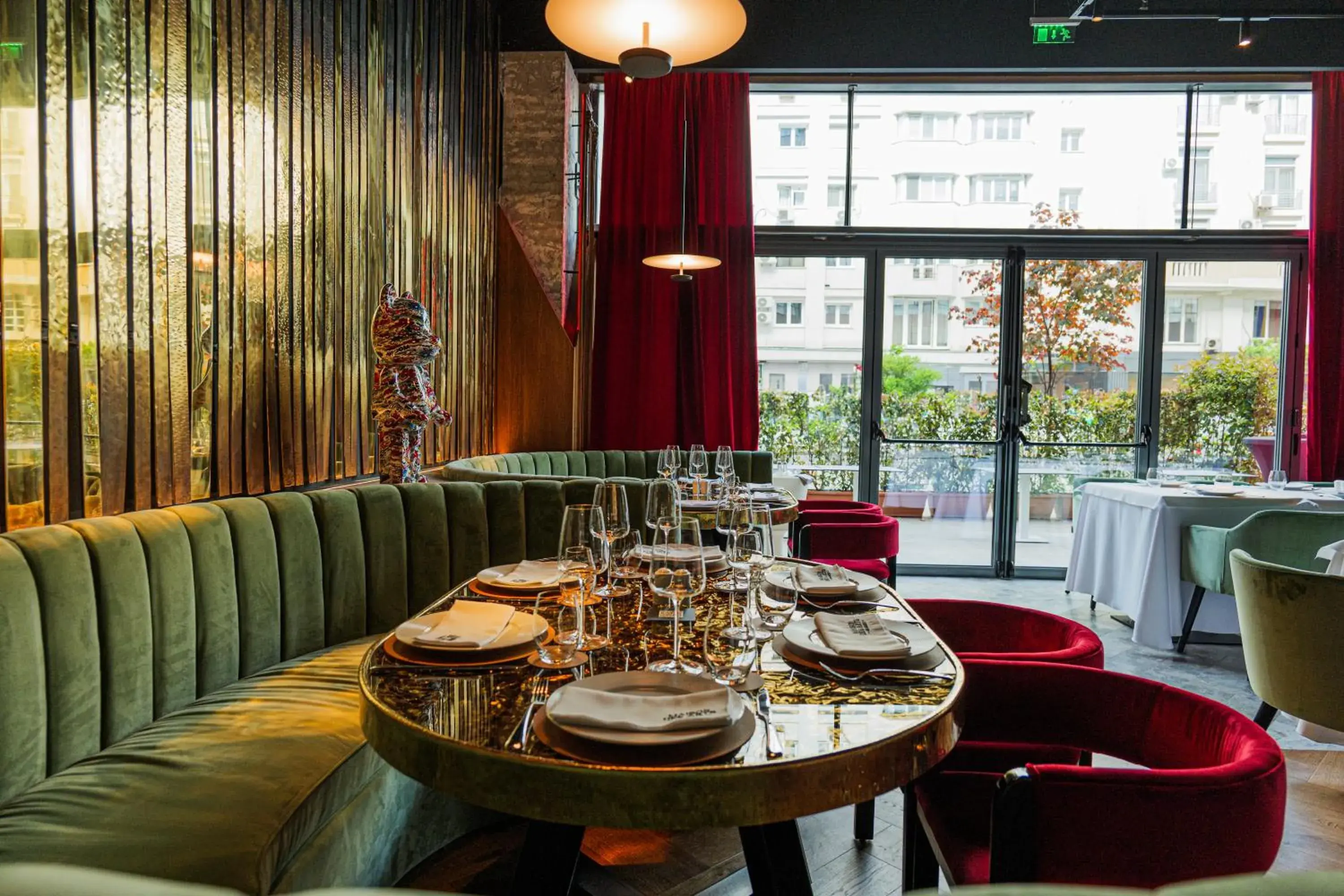 Restaurant/places to eat in Radisson Blu Hotel Bucharest Restaurant/places to eat in Radisson Blu Hotel Bucharest