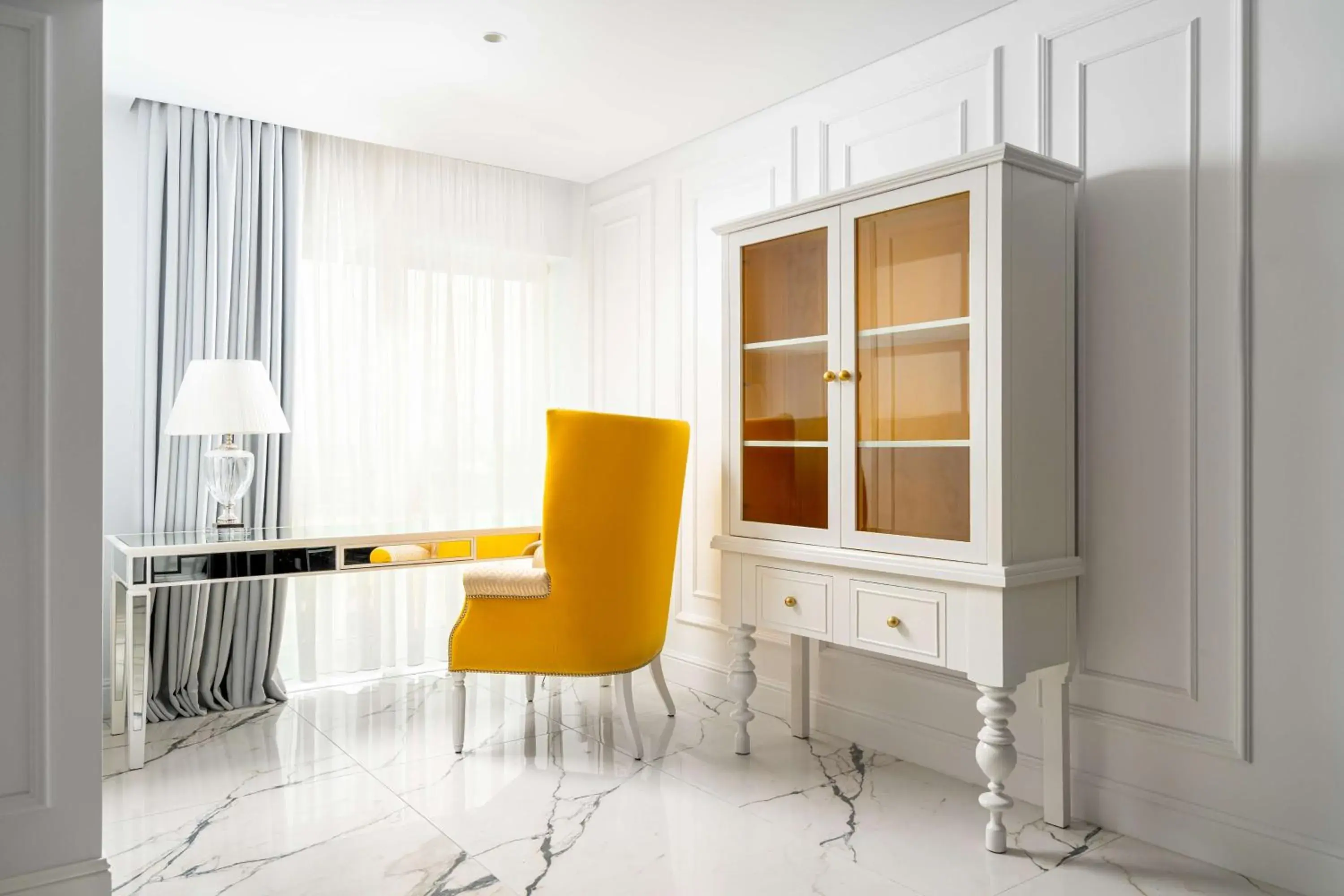 Photo of the whole room in Radisson Blu Hotel Bucharest Photo of the whole room in Radisson Blu Hotel Bucharest