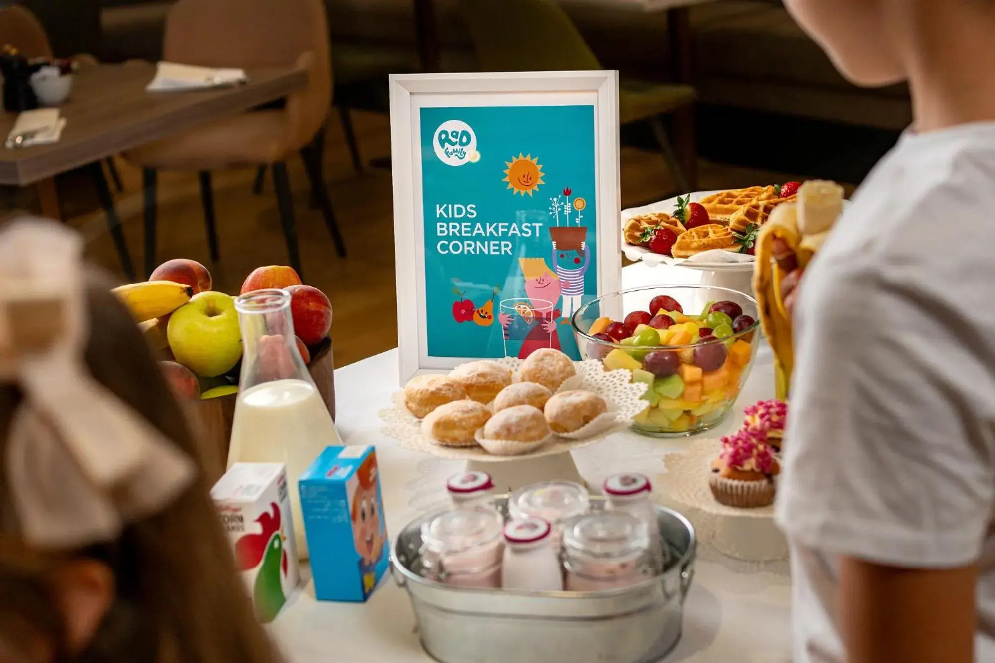 Restaurant/places to eat in Radisson Blu Hotel Bucharest Restaurant/places to eat in Radisson Blu Hotel Bucharest