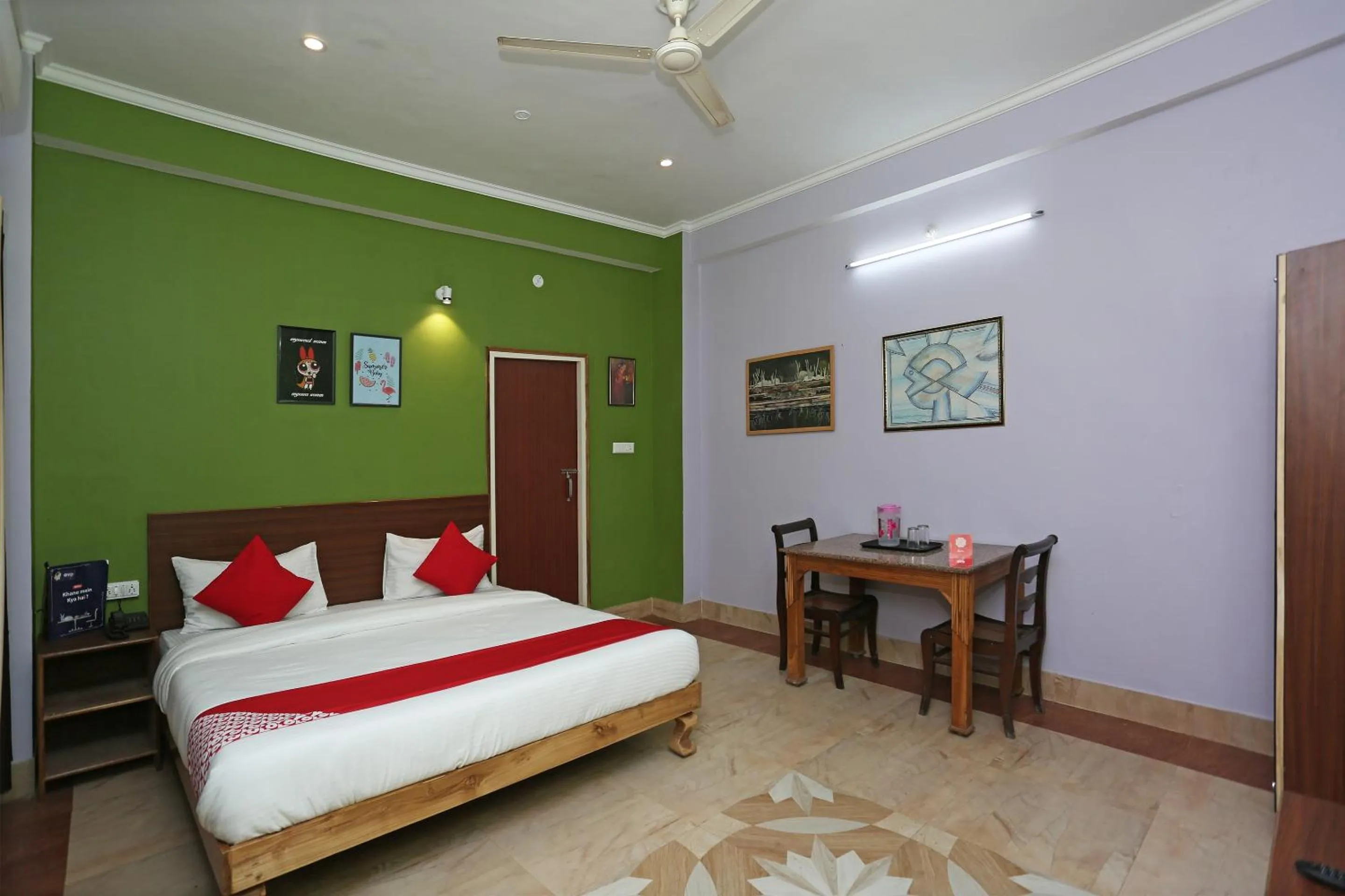 Bedroom, Bed in Super Collection-O Sara Grand Near Ram Manohar Lohia hospital